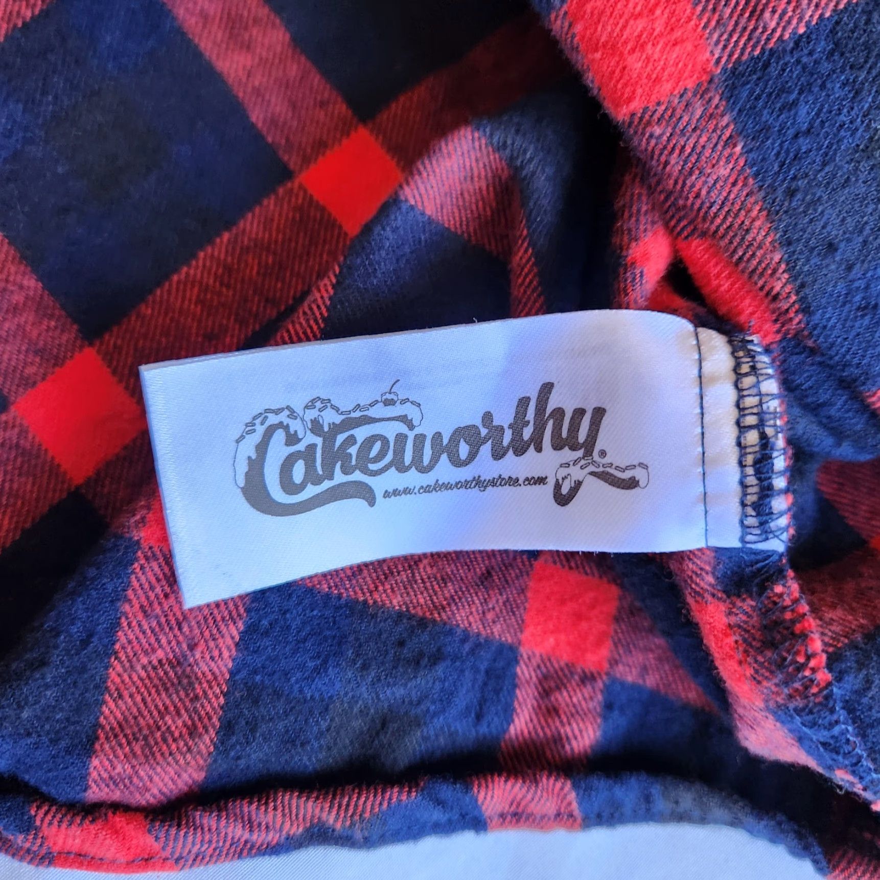 Vintage Cakeworthy The Craft “We Are The Weirdos” Plaid Flannel Shirt 2XL Red Navy Long Sleeve Button-Up Unisex Adults Size US XXL / EU 58 / 5 - 7 Thumbnail
