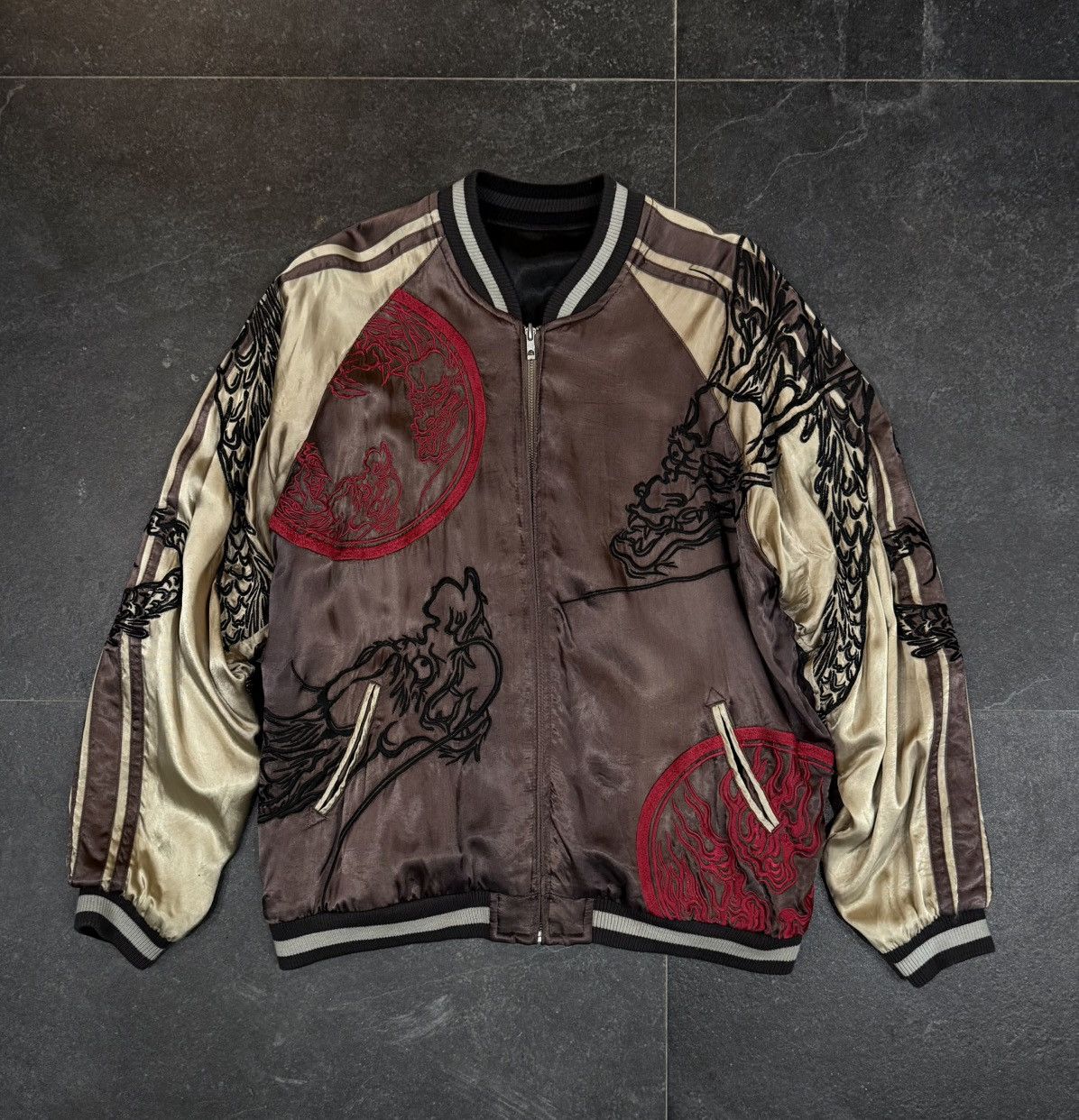 Japanese Brand Vintage Japanese Clasic Script Embroidery Dragon Reversible Size US XL / EU 56 / 4 - 2 Thumbnail