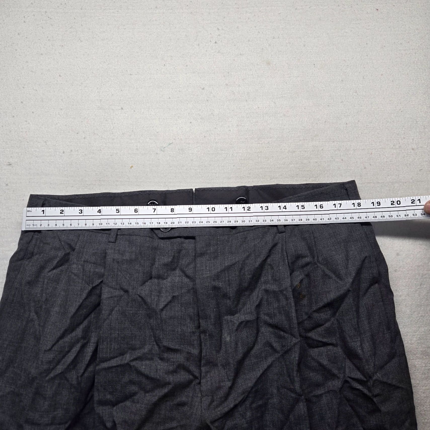 Jos. A. Bank Jos. A. Bank Dress Pants Black Pure Wool Mid-Rise Straight Regular Fit 36 x 30 Mens Size US 36 / EU 52 - 5 Thumbnail