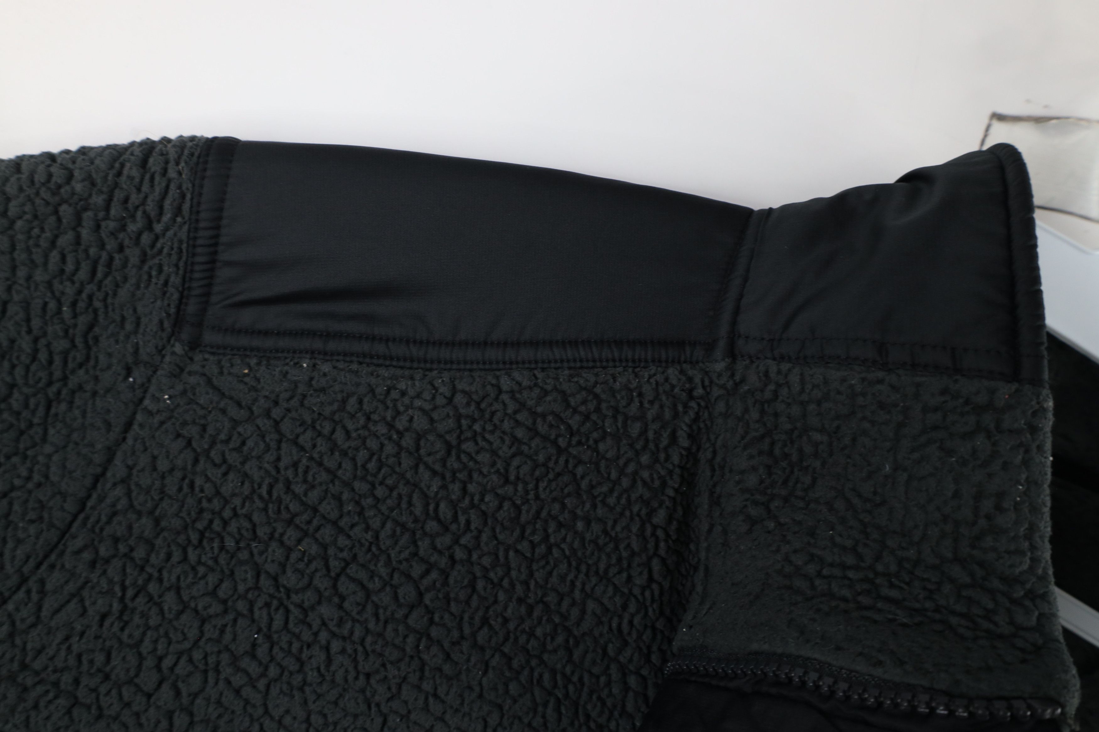 The North Face × Vintage The North Face Spell Out Groveland Sherpa Fleece Sweater Size US L / EU 52-54 / 3 - 7 Thumbnail