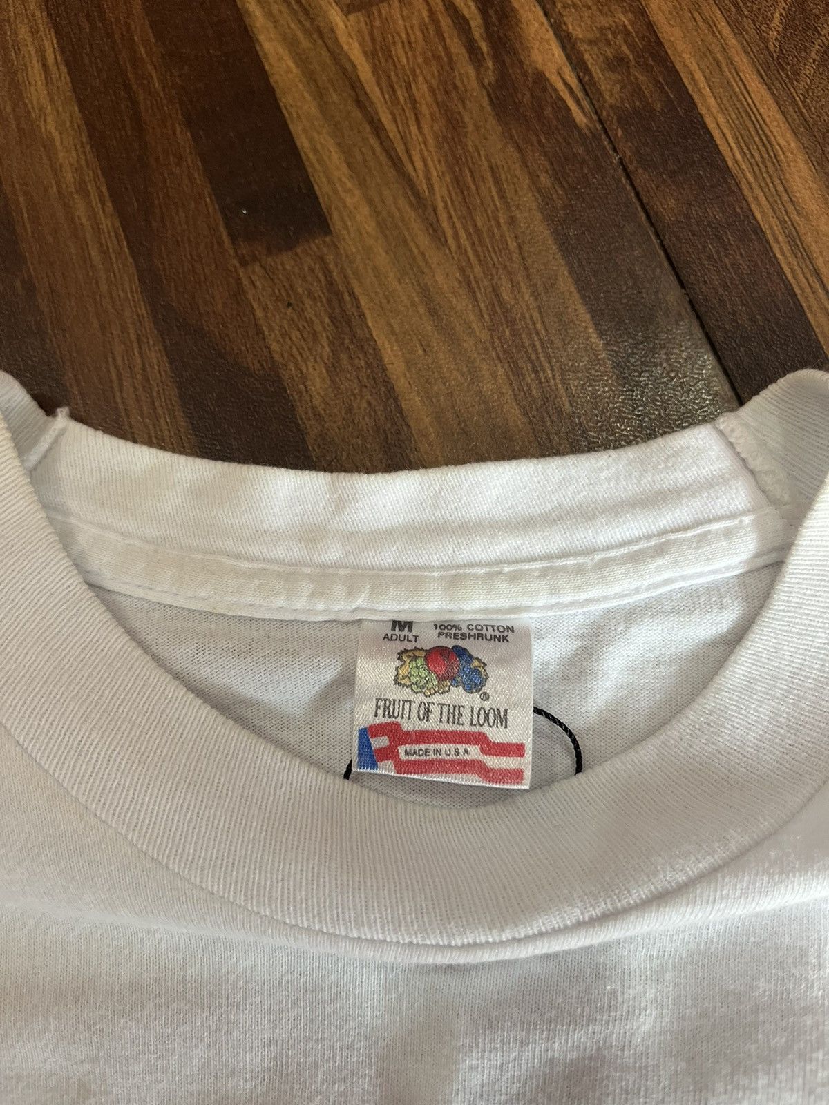 Fruit Of The Loom Vintage 90’s The Beatles HELP! Size US M / EU 48-50 / 2 - 4 Thumbnail