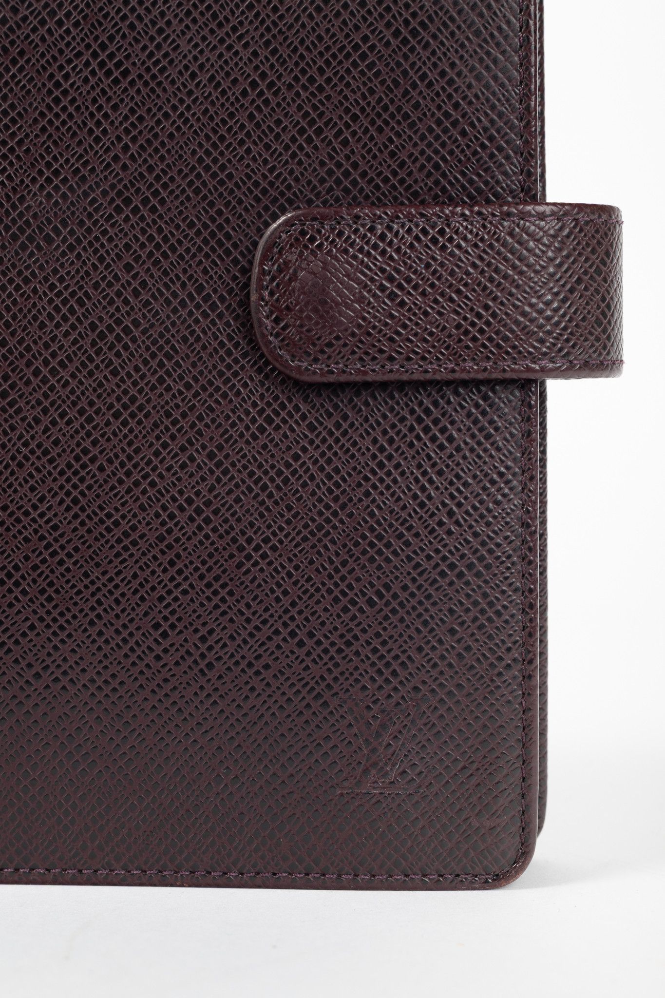 Louis Vuitton Louis Vuitton Acajou Taiga Leather Medium Ring Agenda Cover Size ONE SIZE - 5 Thumbnail