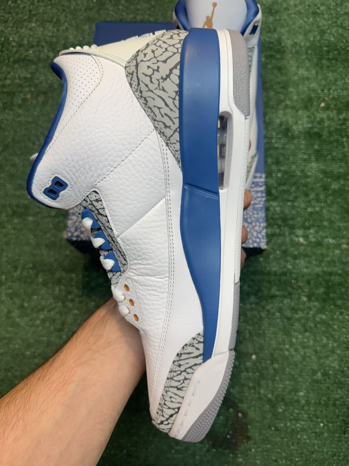Jordan Brand Jordan Retro 3 Wizards Size 12 Size US 12 / EU 45 - 3 Thumbnail