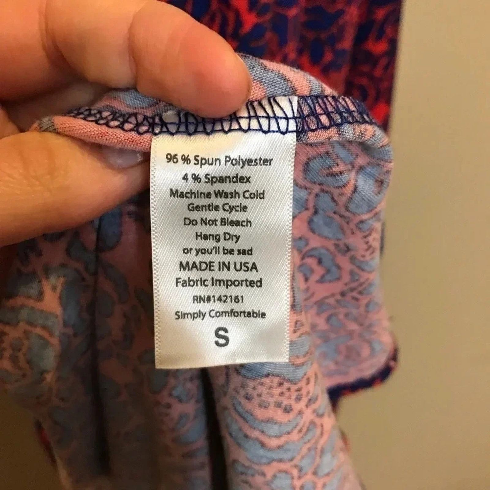 Other Lularoe S Limited Edition Unicorn Red Floral Nicole dress Size S / US 4 / IT 40 - 4 Thumbnail