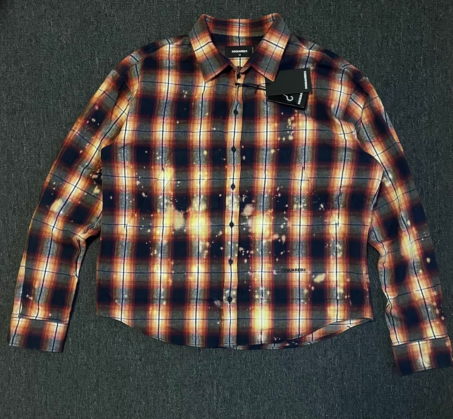 Dsquared2 Brand new DSquared2 D2 Icon shirt Q4 Size US XL / EU 56 / 4 - 1 Thumbnail