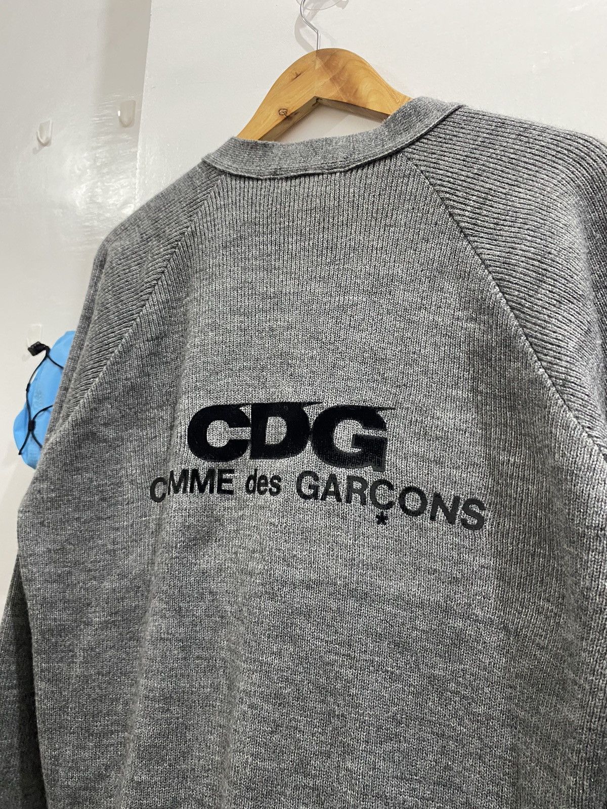 Comme des Garcons × Good Design Shop Comme des Garcons COMME DES GARCONS GOOD DESIGN SHOP X CHARLES KIRK CARDIGAN Size US M / EU 48-50 / 2 - 4 Thumbnail