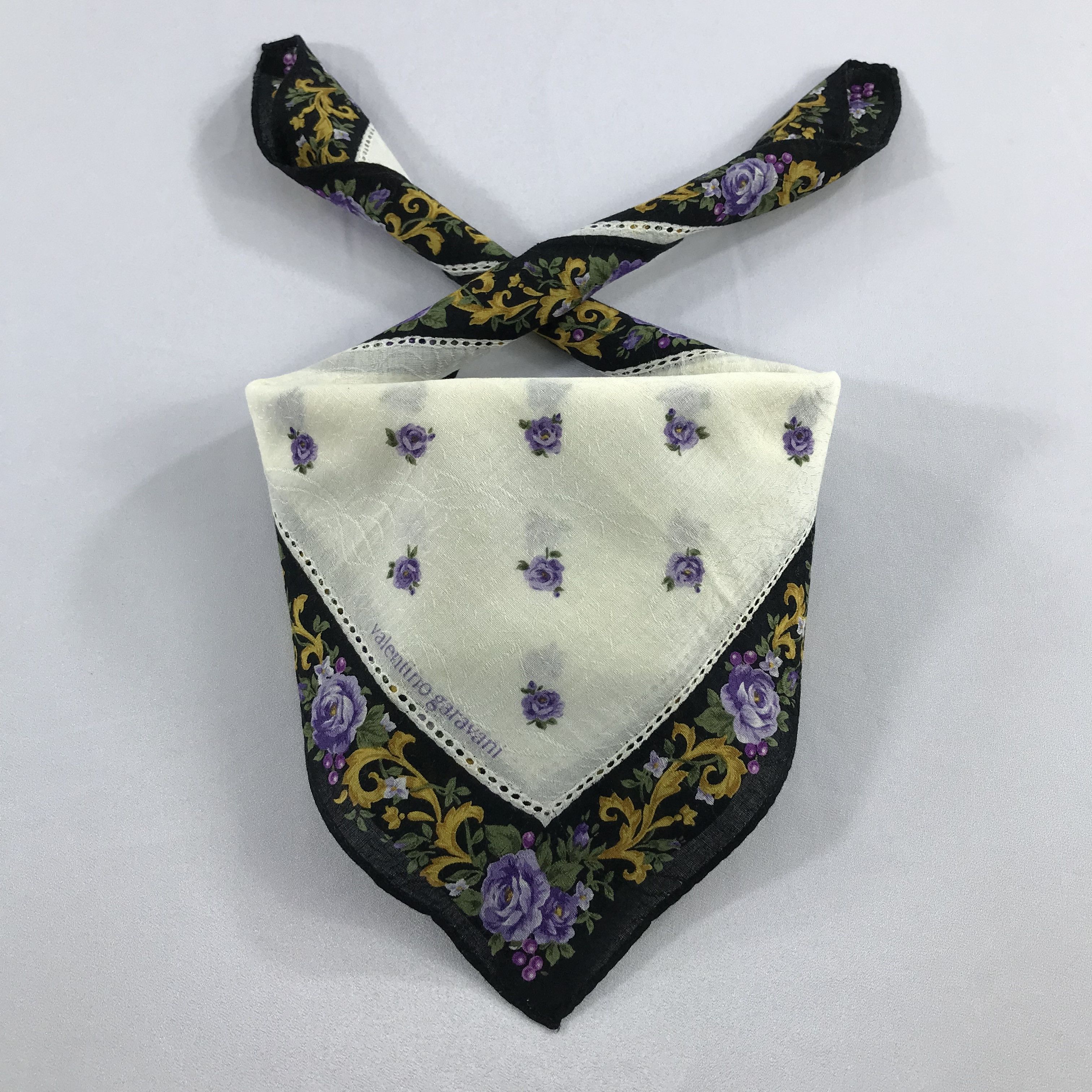 Valentino × Vintage Valentino Garavani Bandana / Handkerchief/Neckerchief -S2169 Size ONE SIZE - 3 Thumbnail