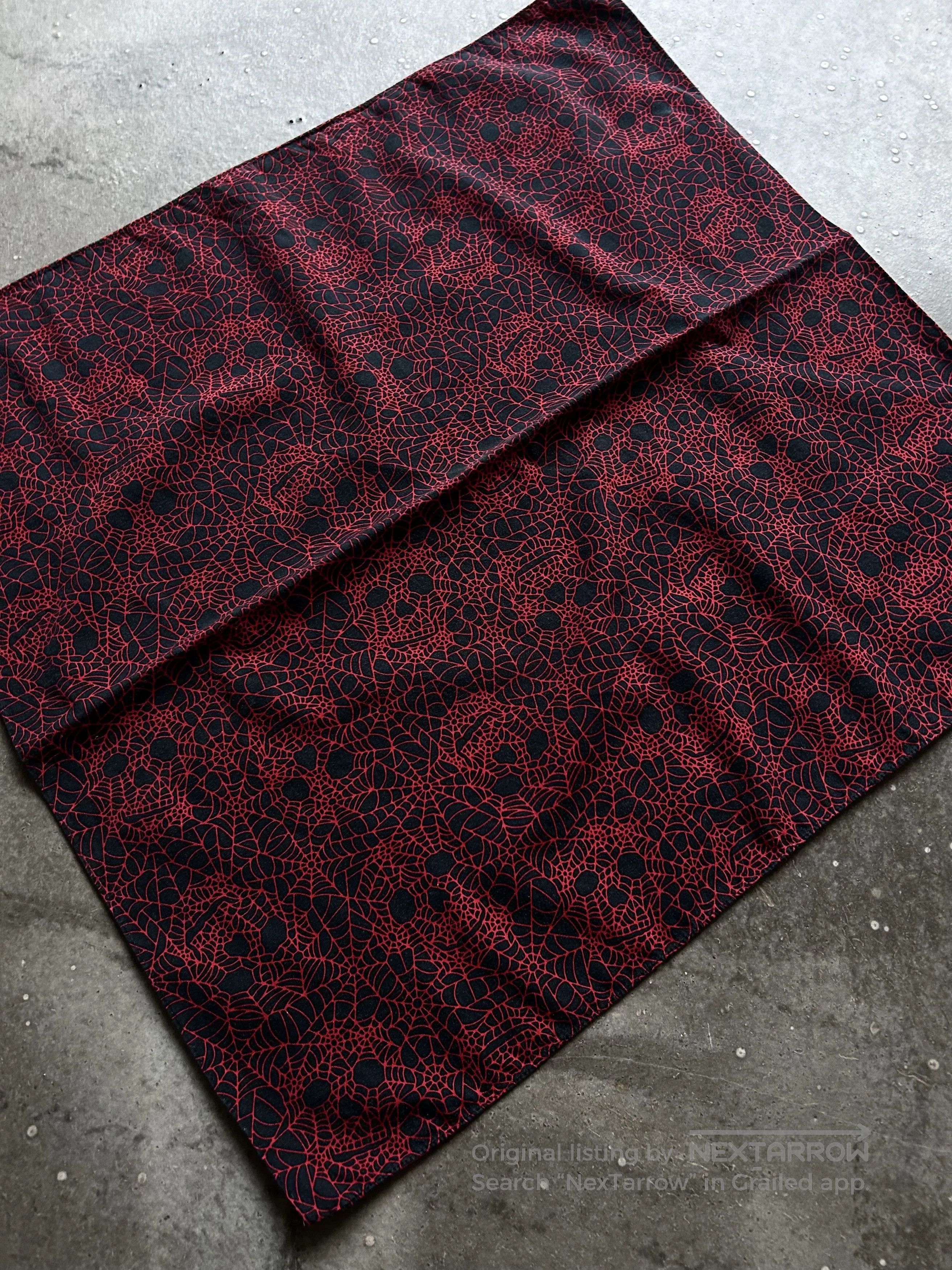 DEN IM by SIKI IM Number (N)ine 05ss Skull Spider Scarf. Size ONE SIZE - 4 Thumbnail