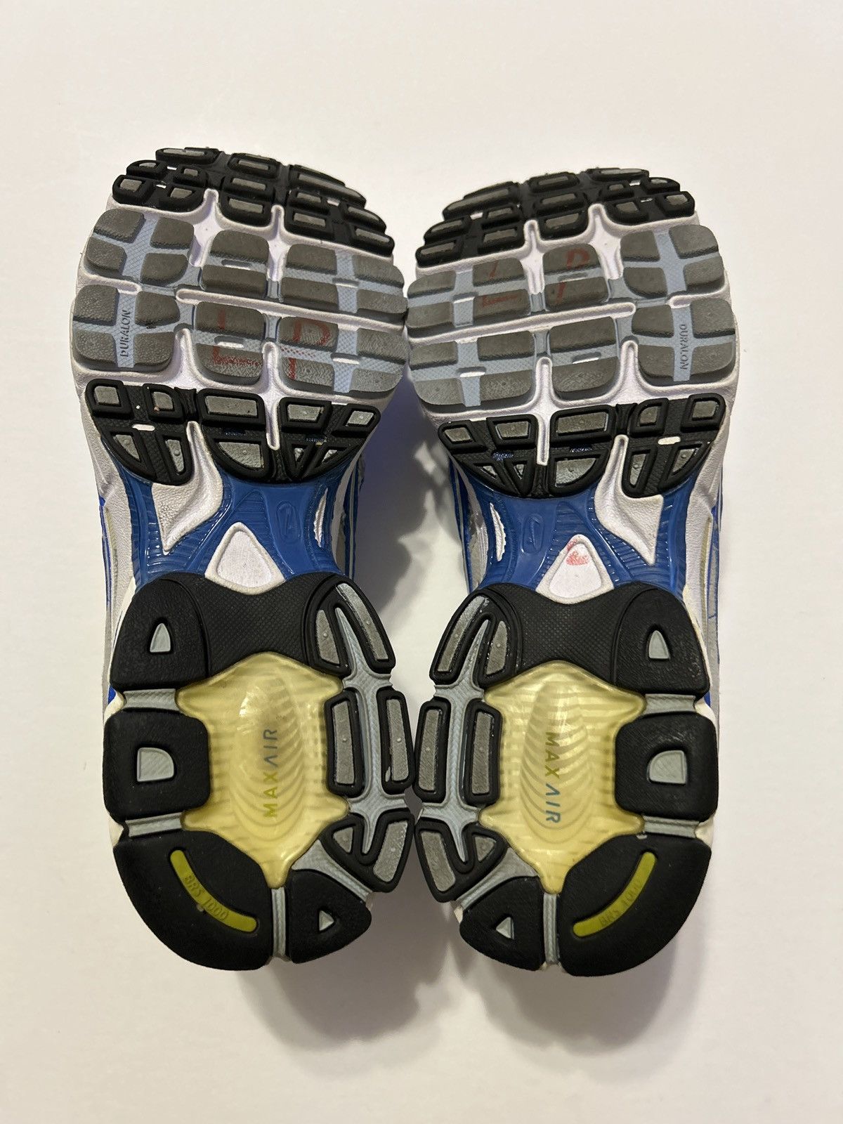 Nike Vintage Nike Air Max Moto 5 Bowerman Series Runninng Shoes Size US 10 / IT 40 - 6 Thumbnail
