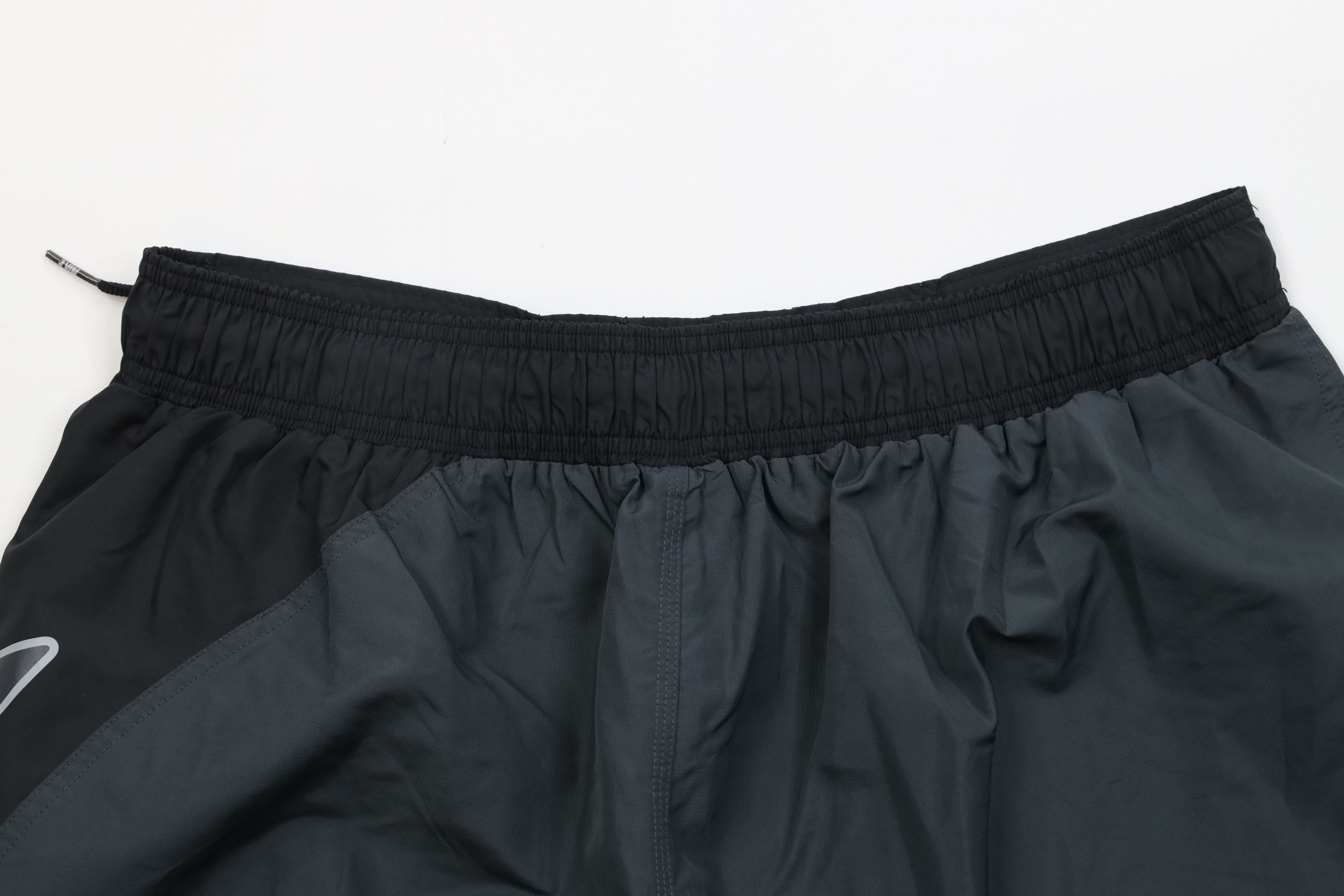 Nike Vintage Y2K Nike Mini Swoosh Lined Board Shorts Swim Trunks Size US 36 / EU 52 - 9 Thumbnail