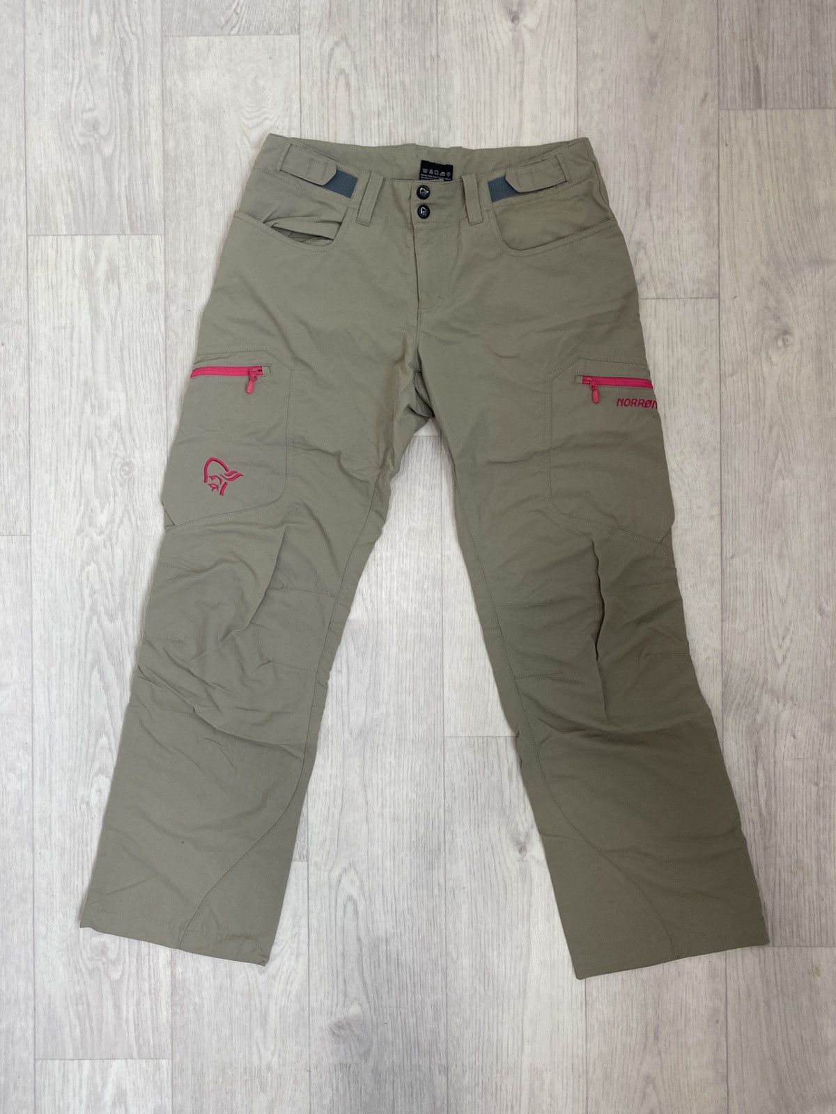 Norrona Norrona svalbard hiking tracking pants beige size M Women Size 28" / US 6 / IT 42 - 2 Thumbnail