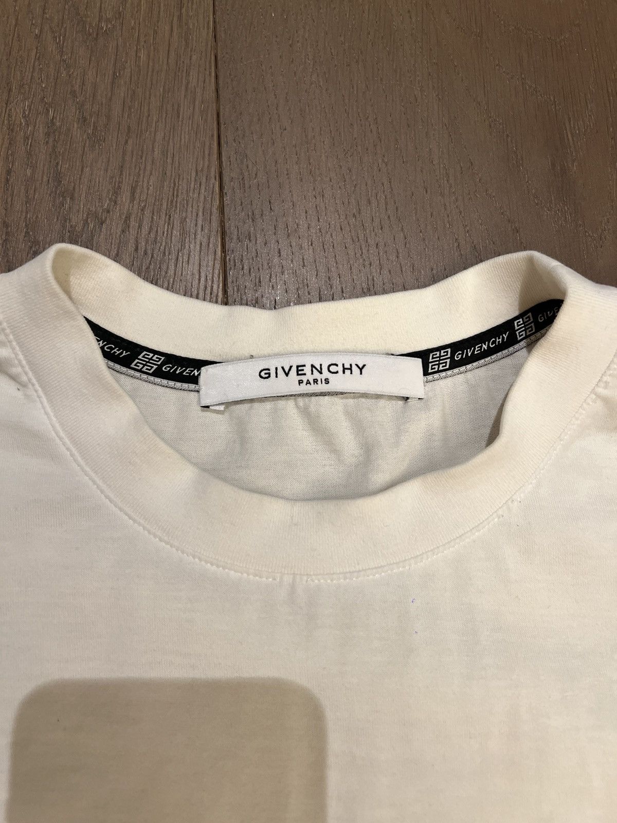 Givenchy Givenchy Logo T shirt Size US S / EU 44-46 / 1 - 3 Thumbnail