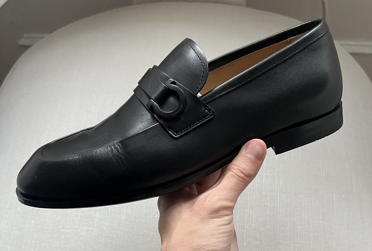 Salvatore Ferragamo Gancini-Buckle Slip-On Loafers Size US 6 / EU 39 - 2 Thumbnail