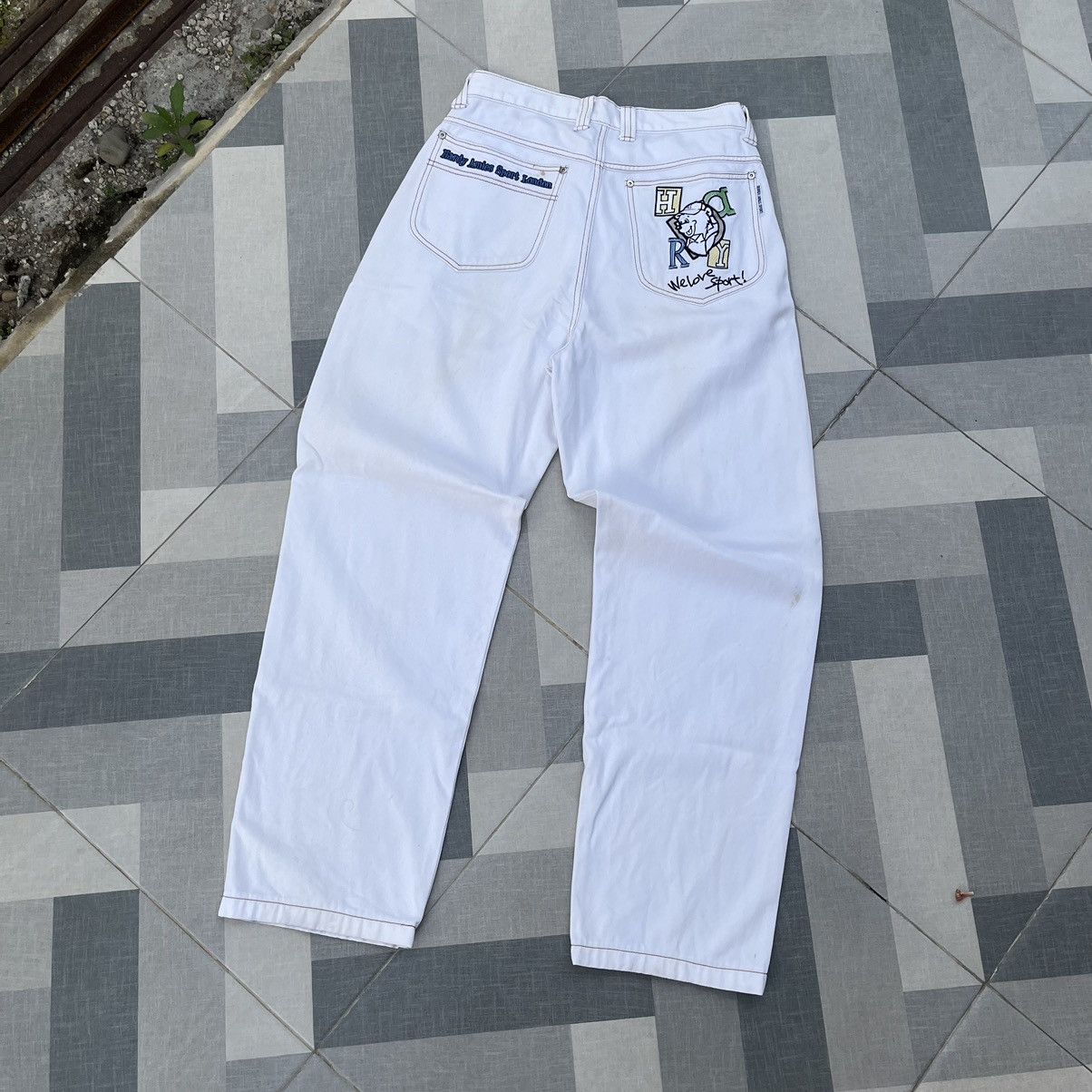 Hardy Amies × JNCO × Japanese Brand Y2K Hardy Amies Sport London Bear Embroidered Baggy Jeans Size US 31 - 1 Thumbnail