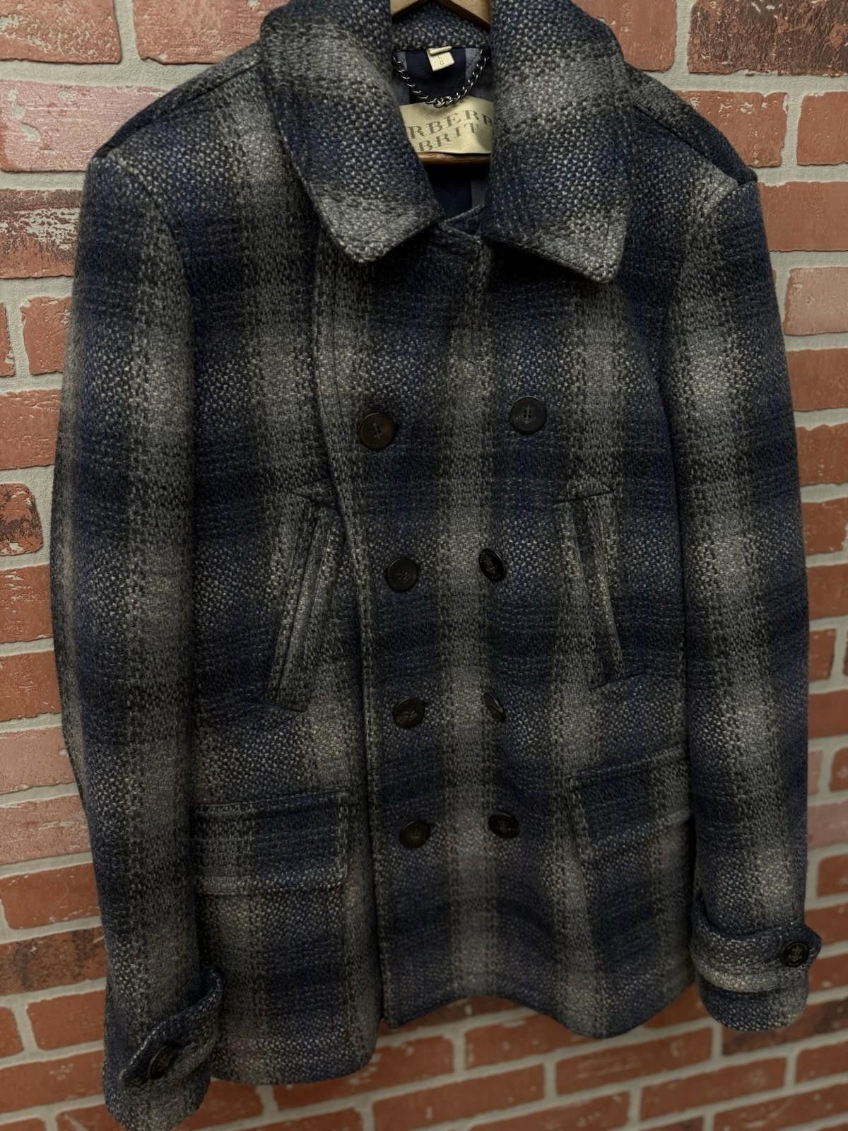 Burberry Size Large - Burberry Pea Coat Button Up Jacket $1360 Size US L / EU 52-54 / 3 - 8 Thumbnail