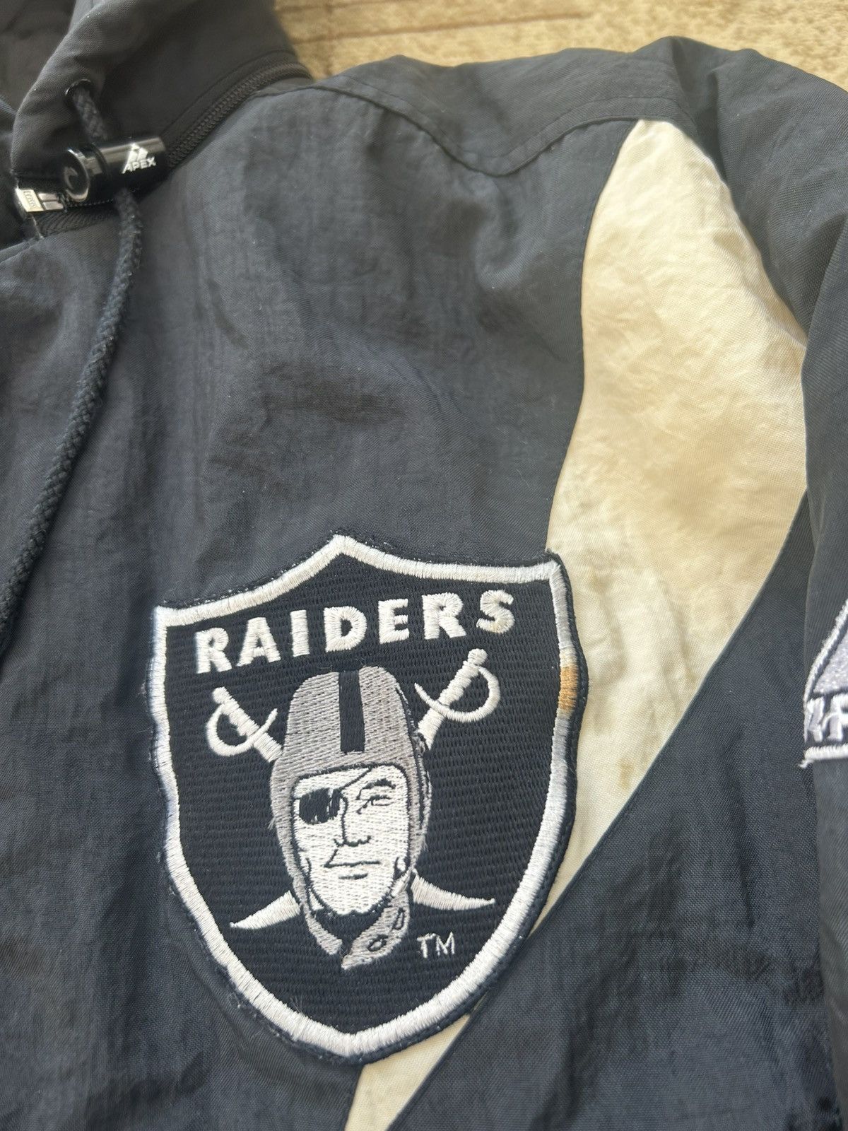 Apex One Vintage 90s Apex One Oakland Raiders Shark Tooth Jacket Size US XL / EU 56 / 4 - 9 Thumbnail