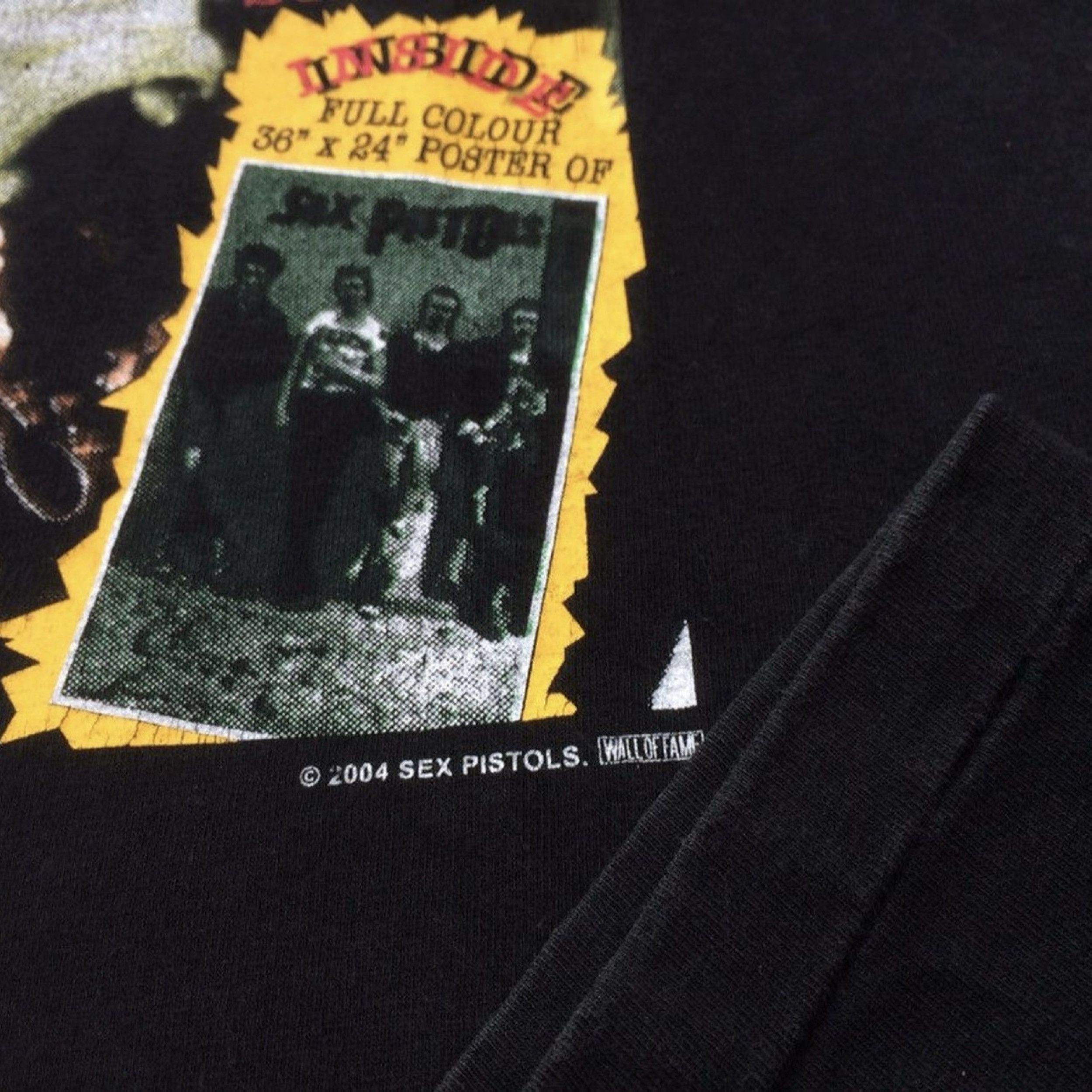 Vintage Vintage Sex Pistols Band T-Shirt Long Sleeve Size US S / EU 44-46 / 1 - 7 Thumbnail