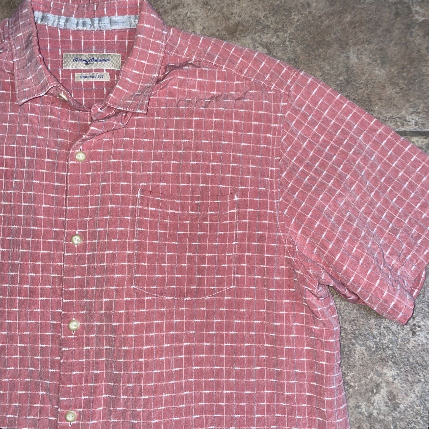 Tommy Bahama Tommy Bahama shirt Button-Down Silk Blend Mens XL Red Short Sleeve Original Fit Button-Up Shirt Size US XL / EU 56 / 4 - 2 Thumbnail