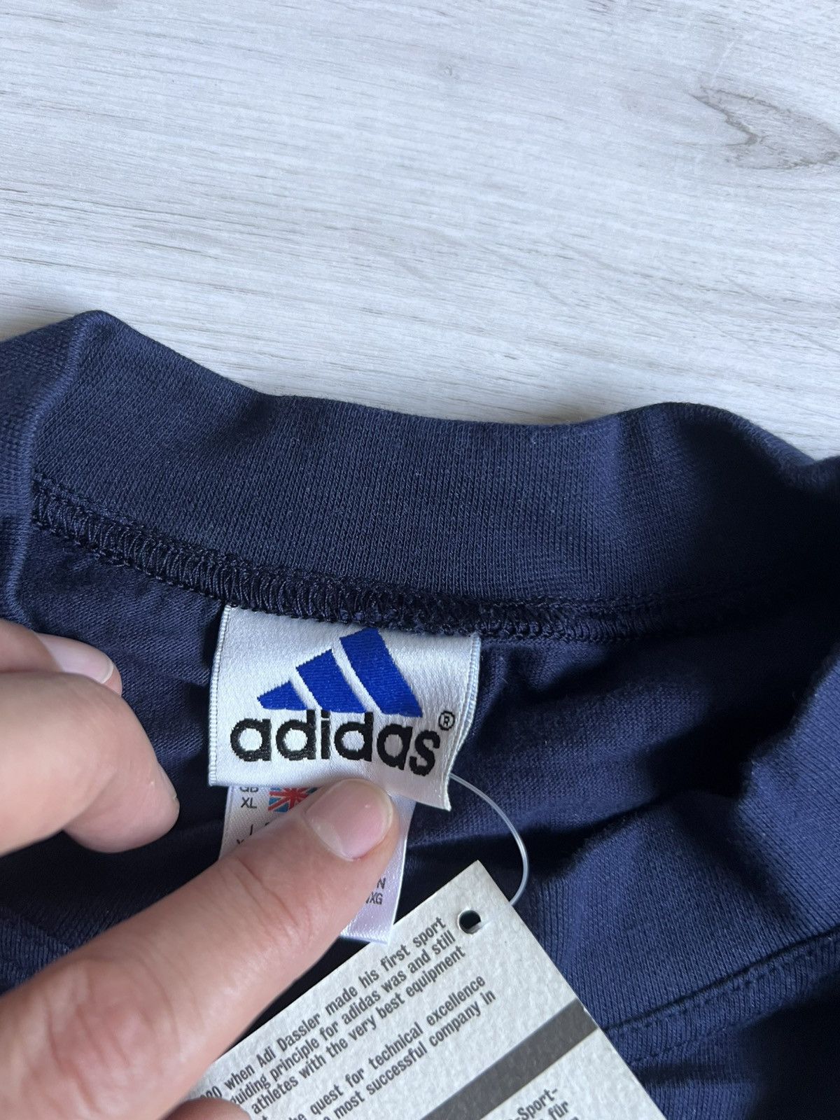 Adidas Adidas tshirt vintage size xl Size US XL / EU 56 / 4 - 5 Thumbnail