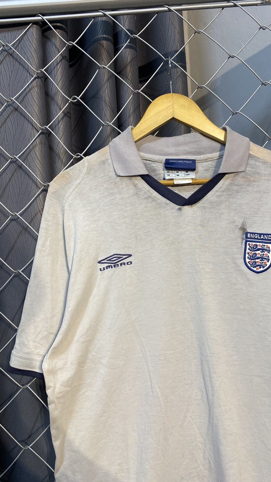 Umbro × Vintage DISTRESS VINTAGE UMBRO ENGLAND MICHAEL OWEN POLO Size US L / EU 52-54 / 3 - 6 Thumbnail