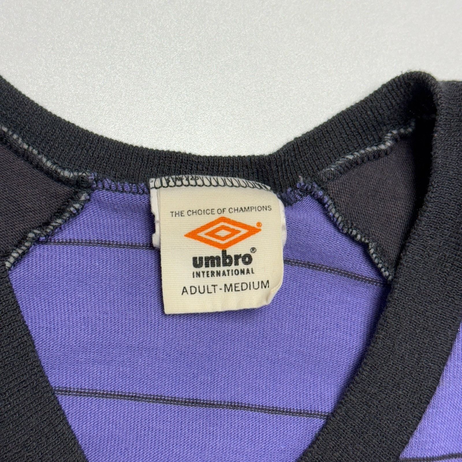 Umbro Vintage Umbro Goal Keeper Padded Shirt Medium USA Size US M / EU 48-50 / 2 - 11 Thumbnail