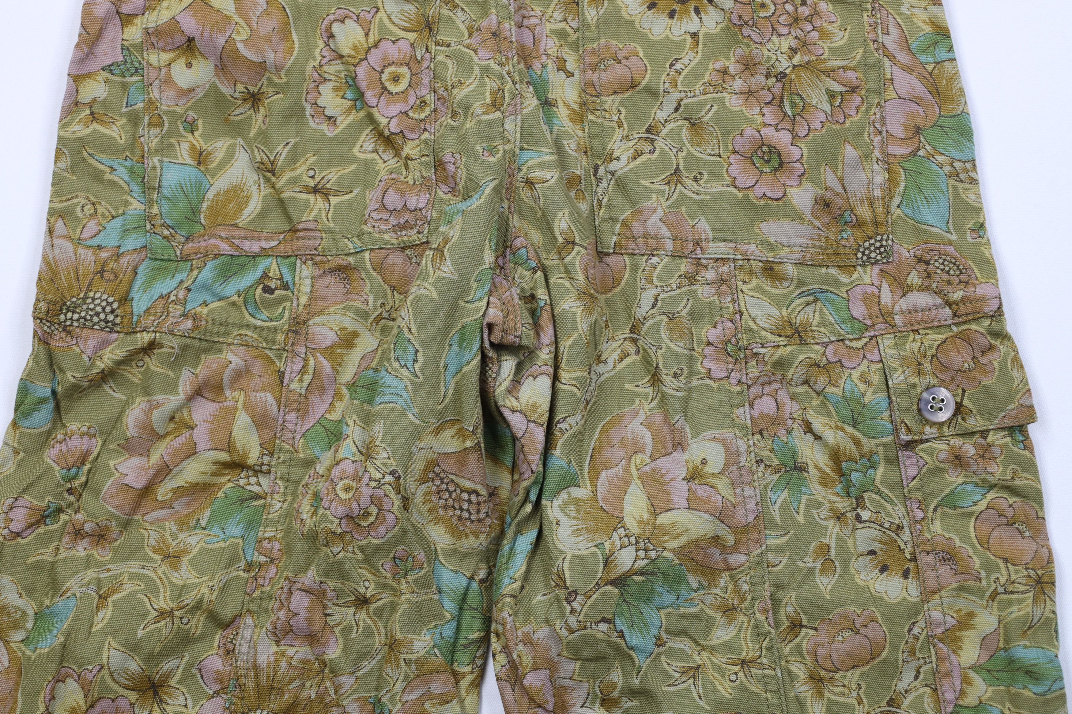Anthropologie Anthropologie Pilcro Letterpress Flower Capris Cargo Pants Size 27" / US 4 / IT 40 - 12 Thumbnail
