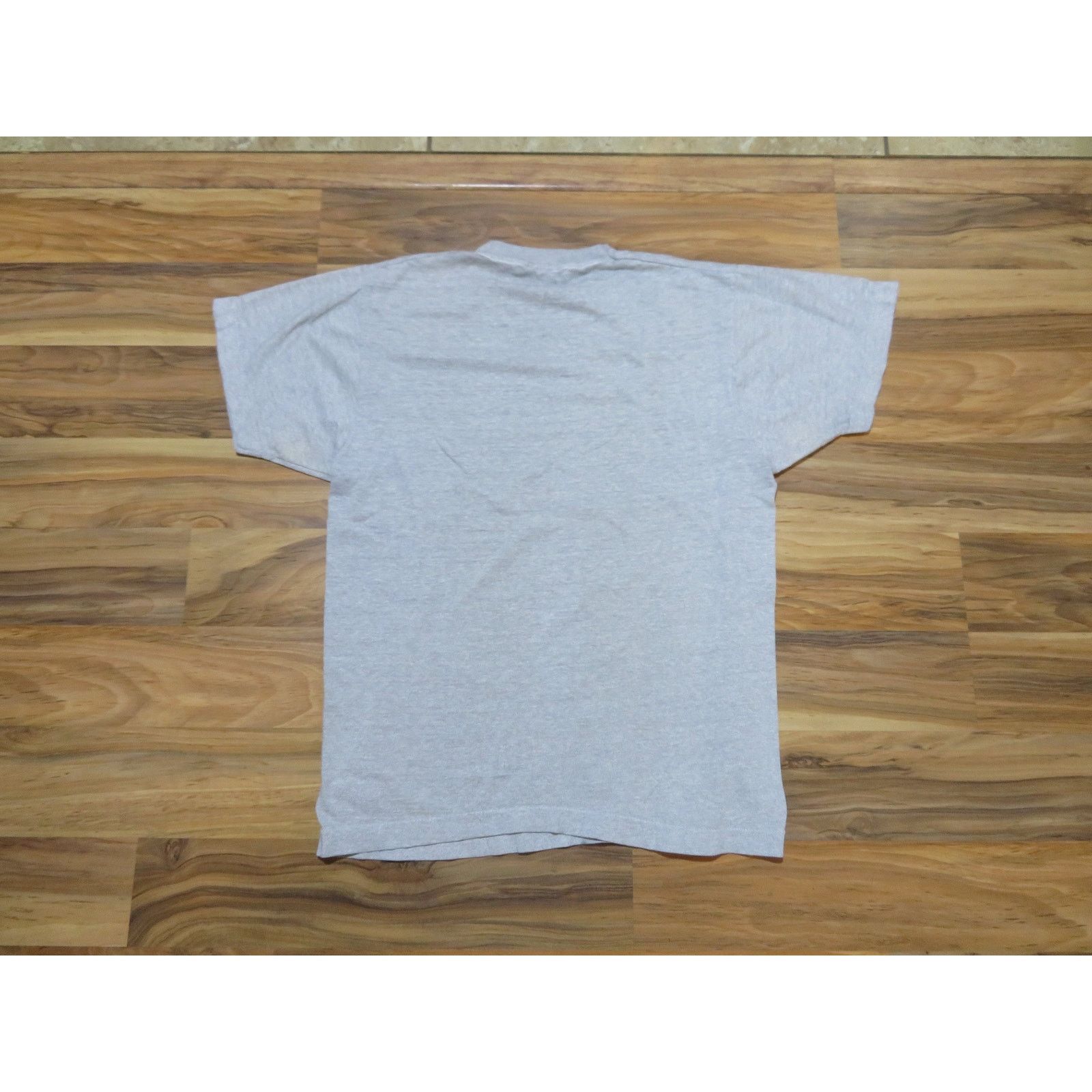 Other Cherry Carp Minnesota Gray Red T-shirt Sz M 1980s Size US M / EU 48-50 / 2 - 3 Thumbnail