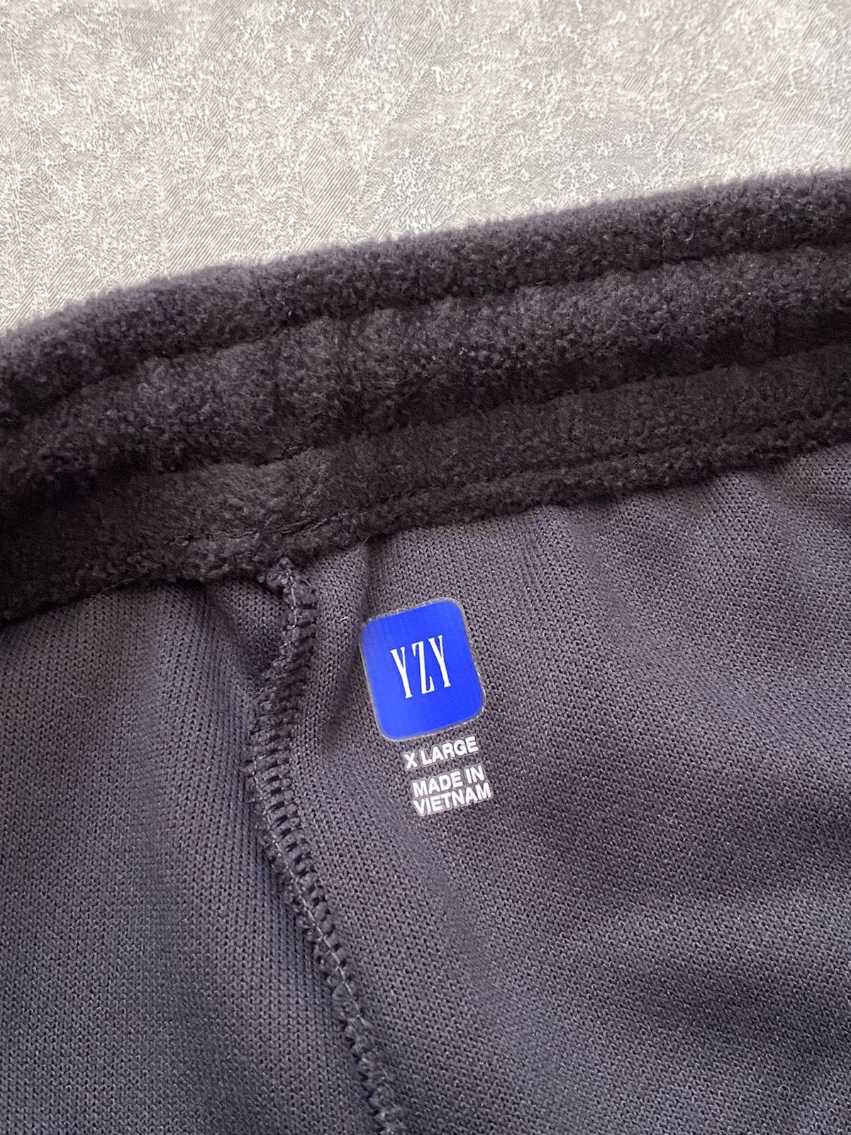 Gap × Yeezy Yeezy Gap Polar Fleece Jogging Pants by Balenciaga Size US 36 / EU 52 - 8 Thumbnail