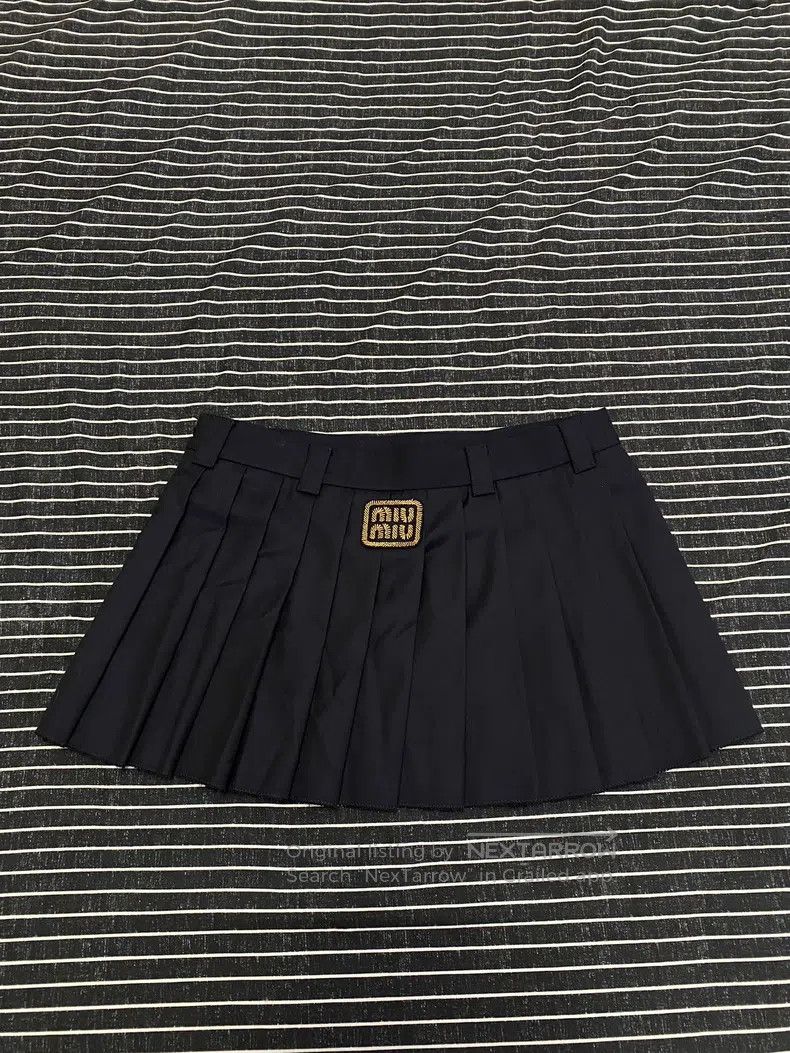 Miu Miu Miu Miu 40 skirt Size 39" - 2 Thumbnail