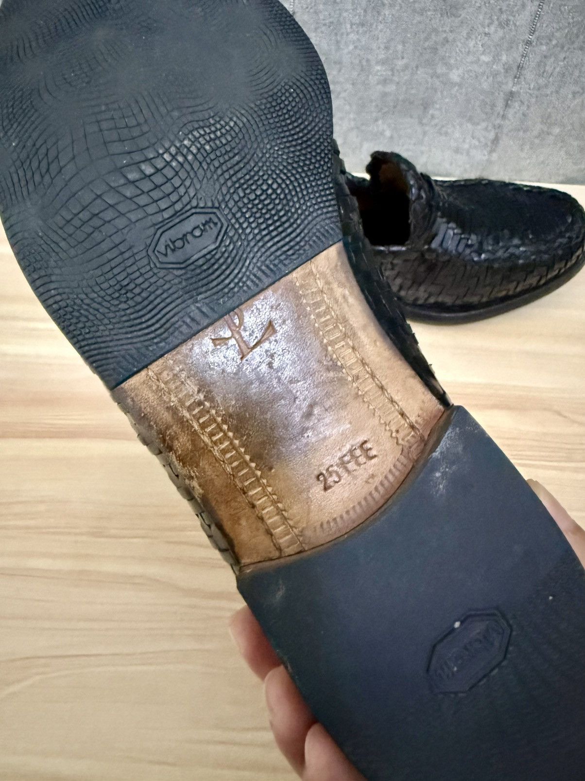 Yves Saint Laurent Yves saint laurent Black Woven Leathers loafers Size US 7 / EU 40 - 11 Thumbnail