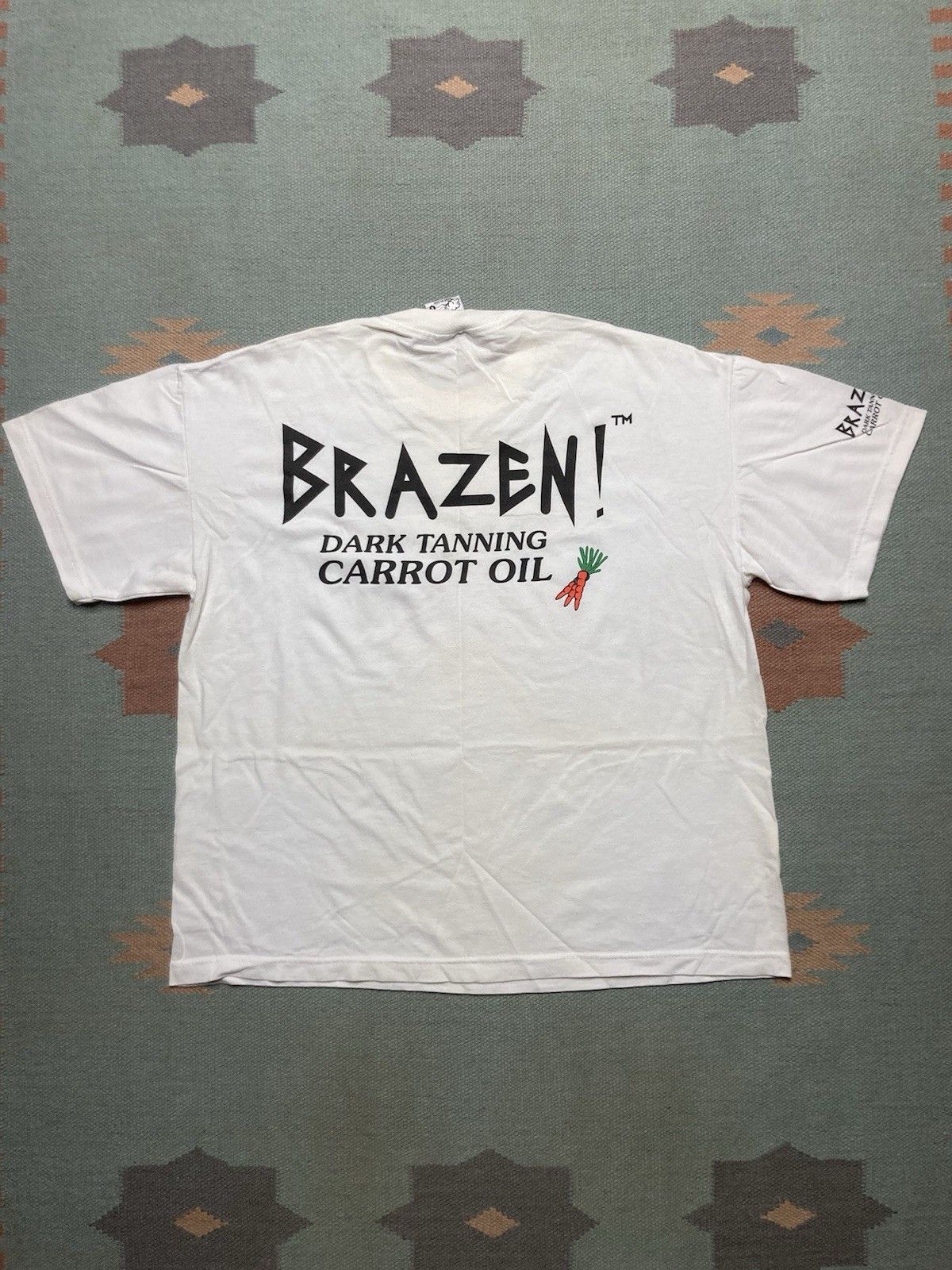 Vintage VTG 90s t shirt Brazen dark tanning carrot oil skincare L/XL Size US XL / EU 56 / 4 - 1 Thumbnail