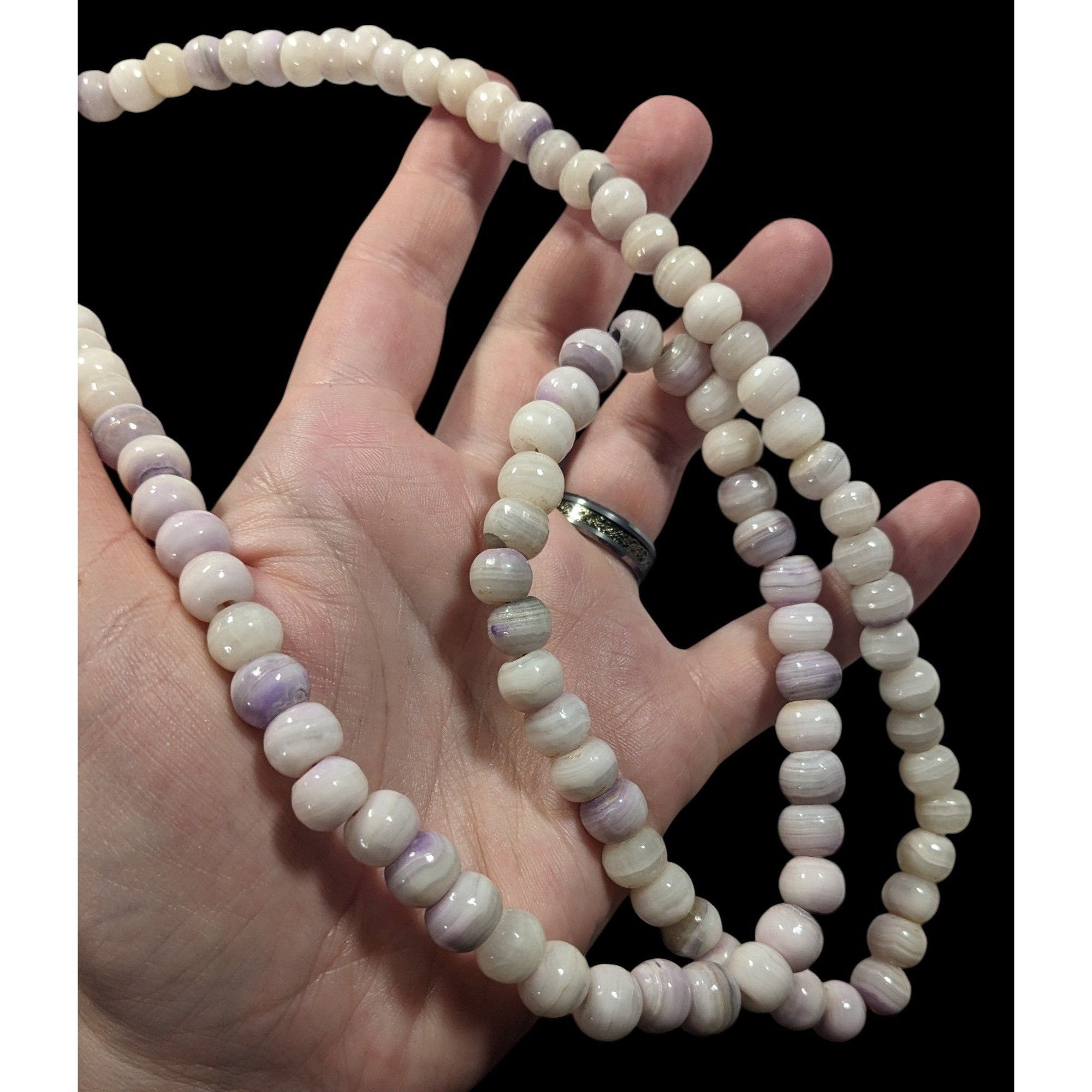 Other Casual Agate Beaded Necklace White With Purple Banding Size ONE SIZE - 4 Thumbnail
