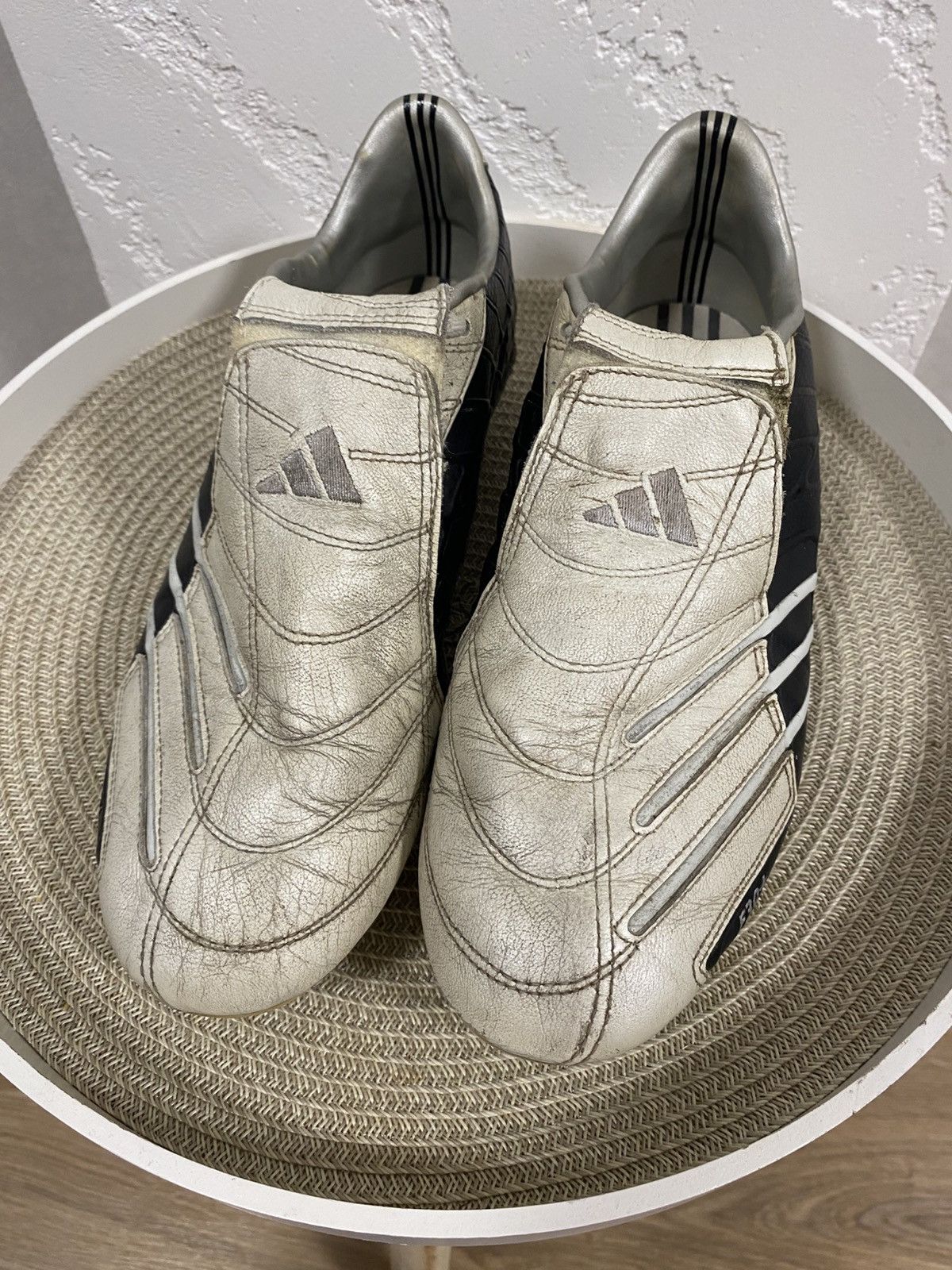Adidas Rare Vintage Adidas F30 TRX Spider Soccer Cleats Size: 42 Size US 9 / EU 42 - 6 Thumbnail