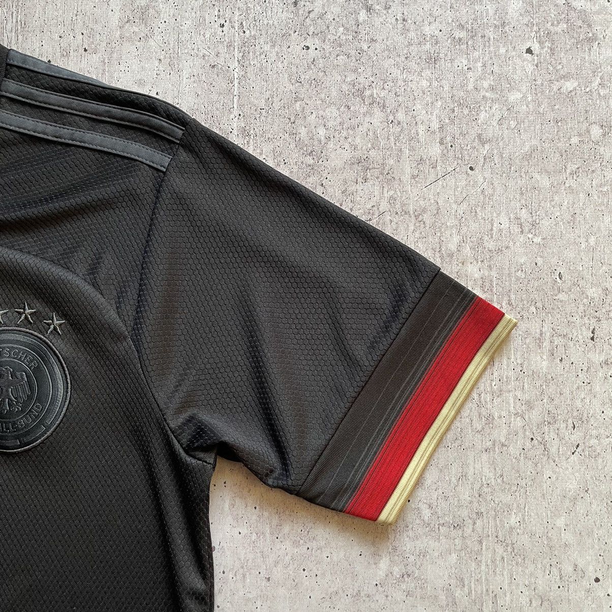 Adidas Germany 2019/2020 jersey shirt football adidas national team Size US S / EU 44-46 / 1 - 3 Thumbnail