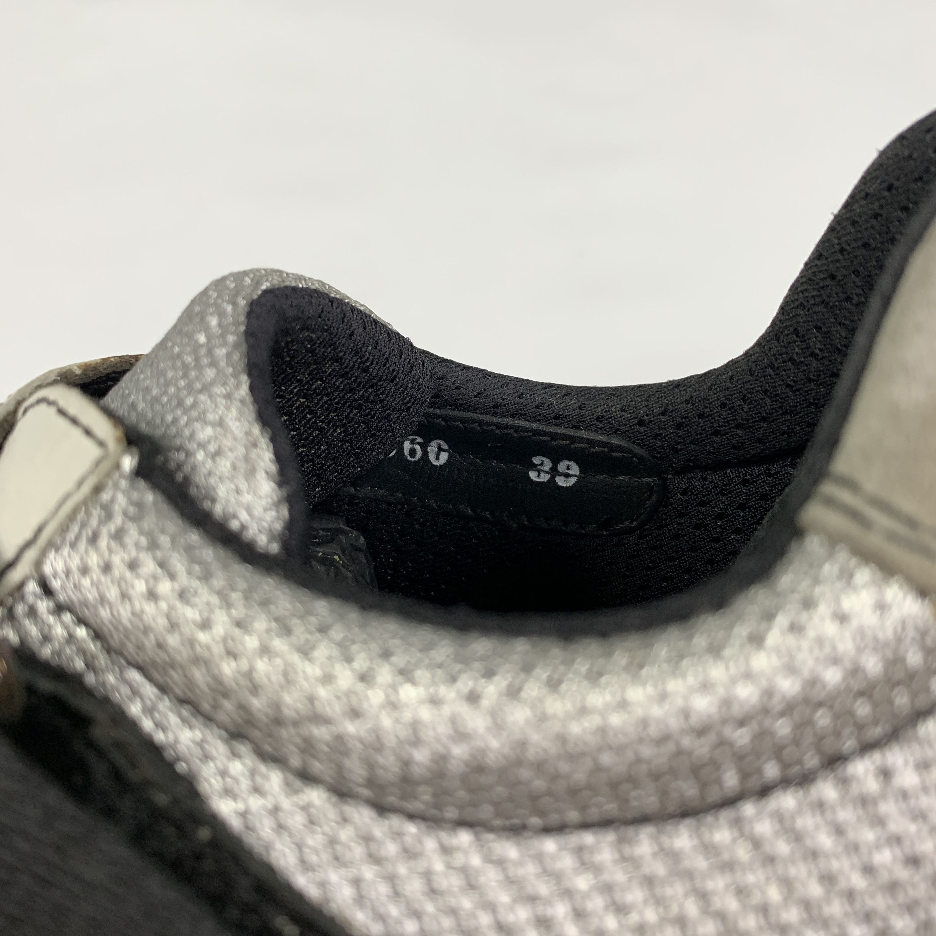 Prada 00's Double Strap Racing Sneakers Size US 9 / IT 39 - 11 Thumbnail