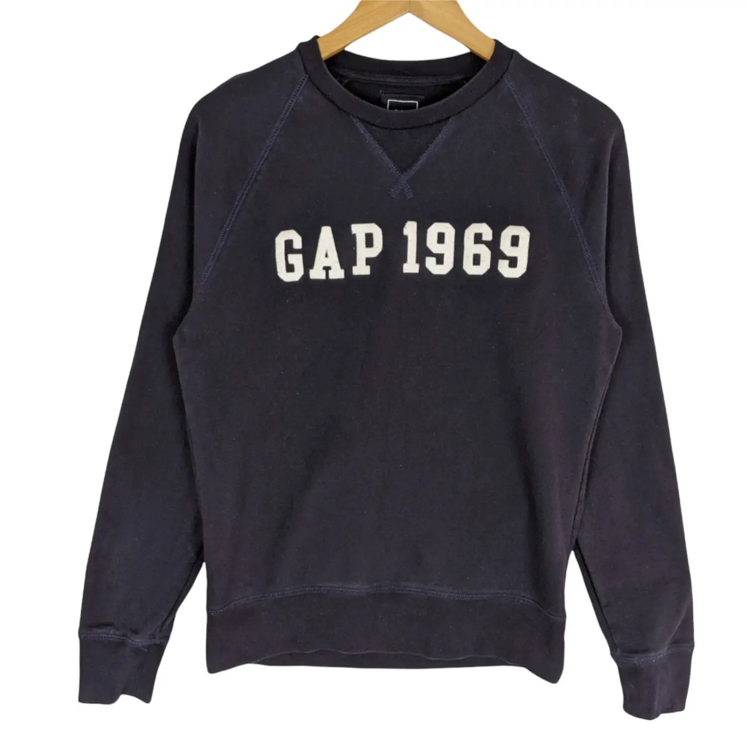 Gap GAP 1969 Big Spell Out Jumper Sweatshirt Size US XS / EU 42 / 0 - 3 Thumbnail