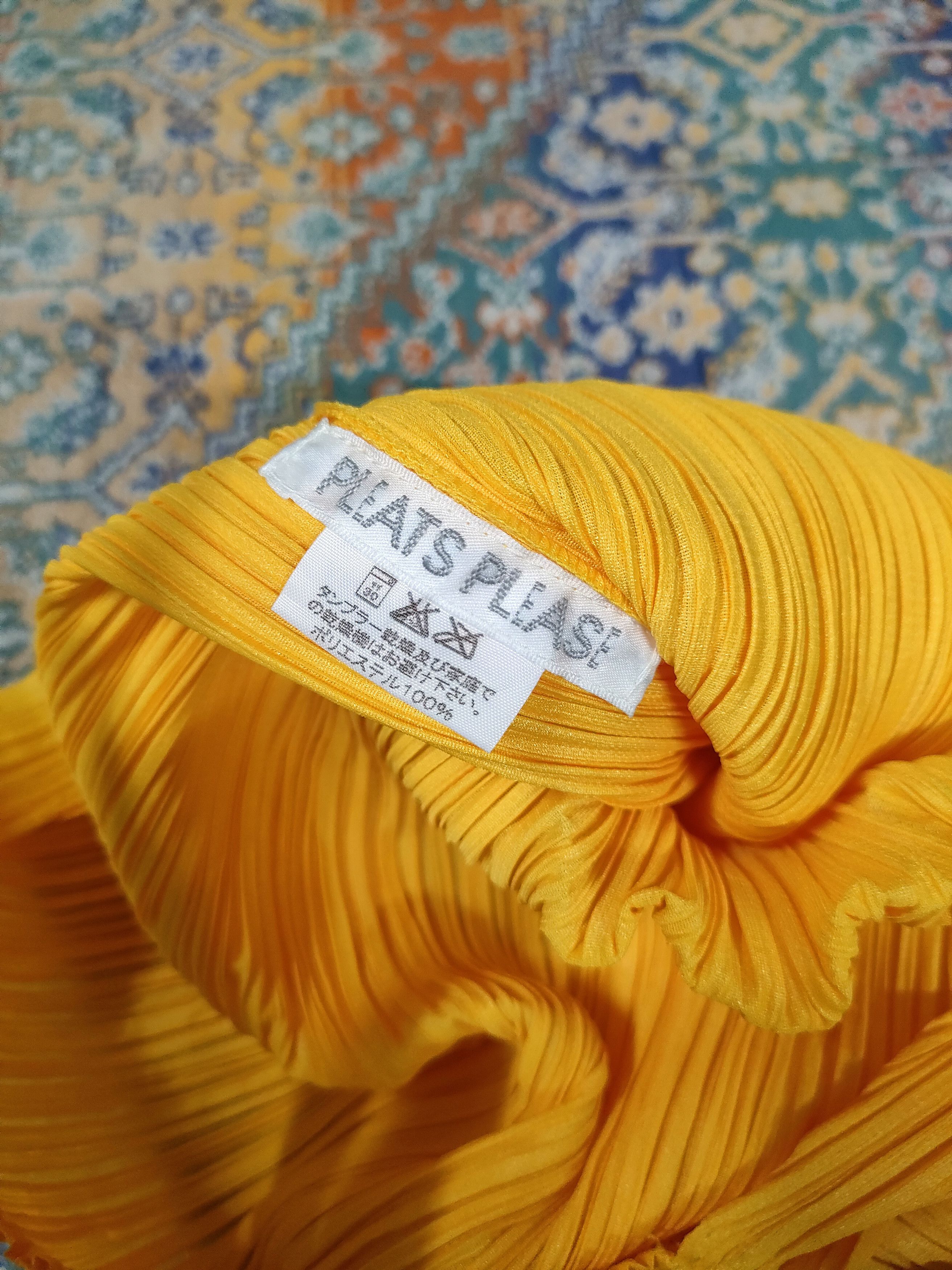 Issey Miyake × Pleats Please Issey Miyake Pleats Please Sleeveless Mustard Dress Size S / US 4 / IT 40 - 5 Thumbnail
