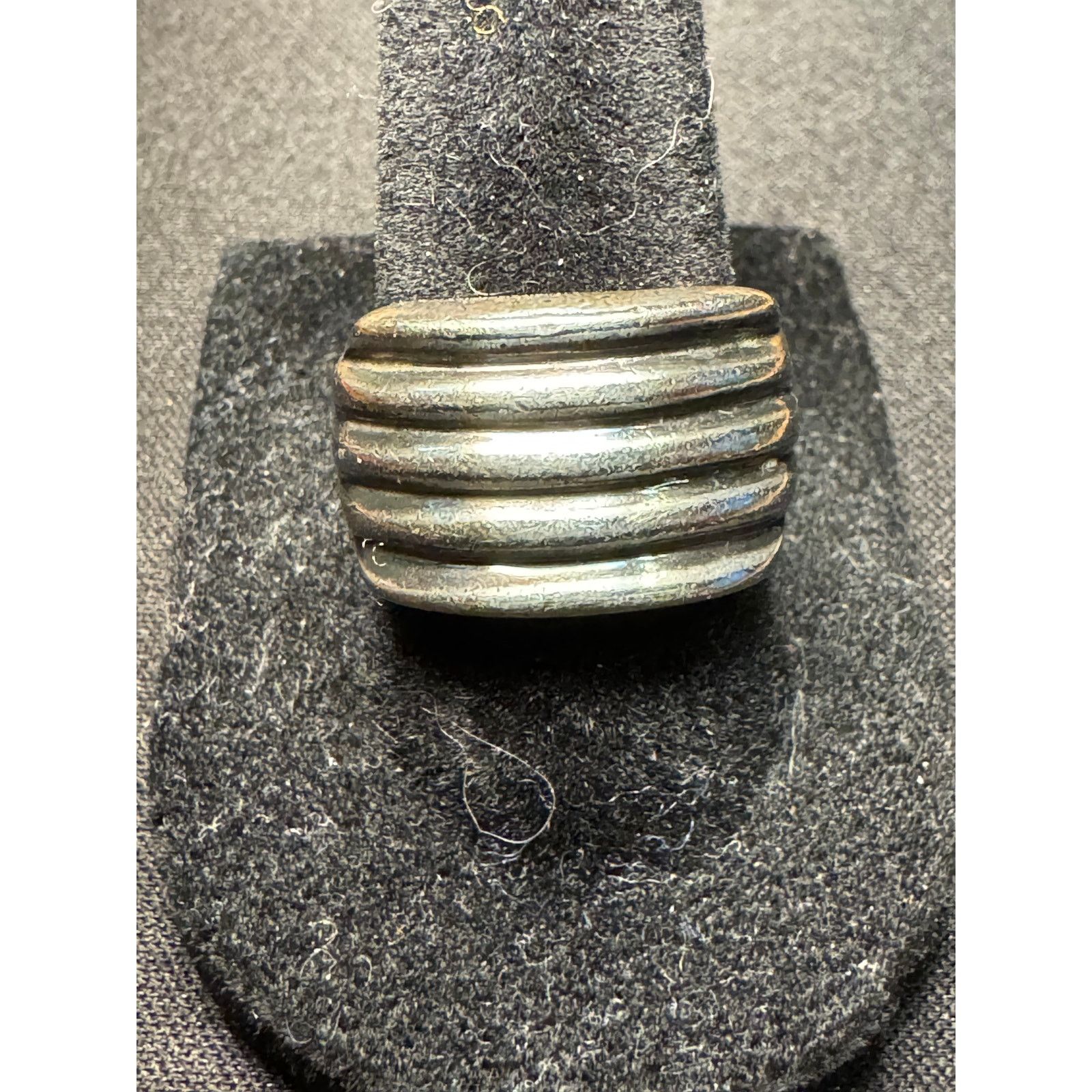 Other 925 Silver 7g Oxidized Dome Ribbed Band Spiral Ring Size 8 Size ONE SIZE - 1 Thumbnail
