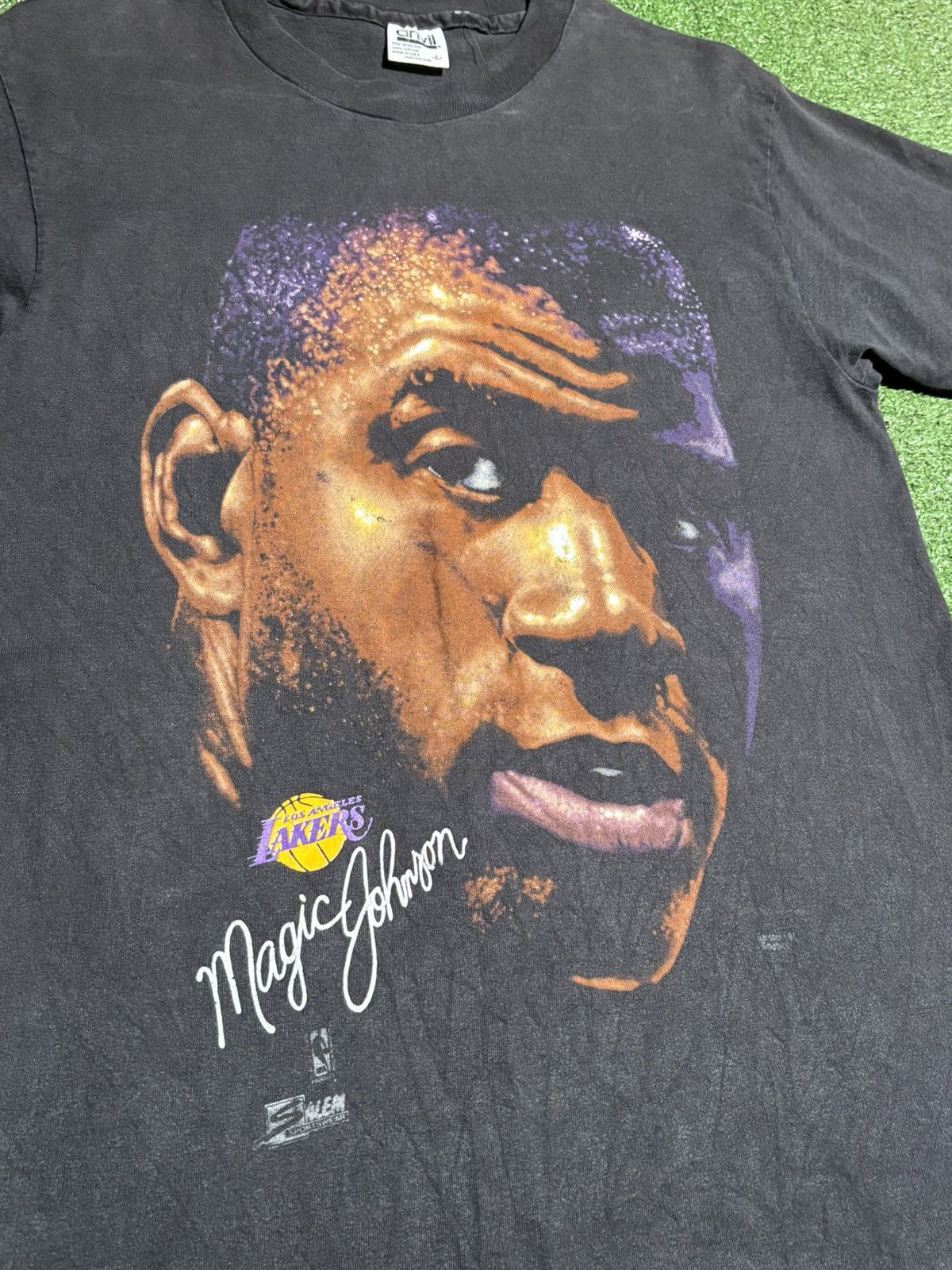Vintage VTG Magic Johnson Lakers Tee Size US M / EU 48-50 / 2 - 2 Thumbnail