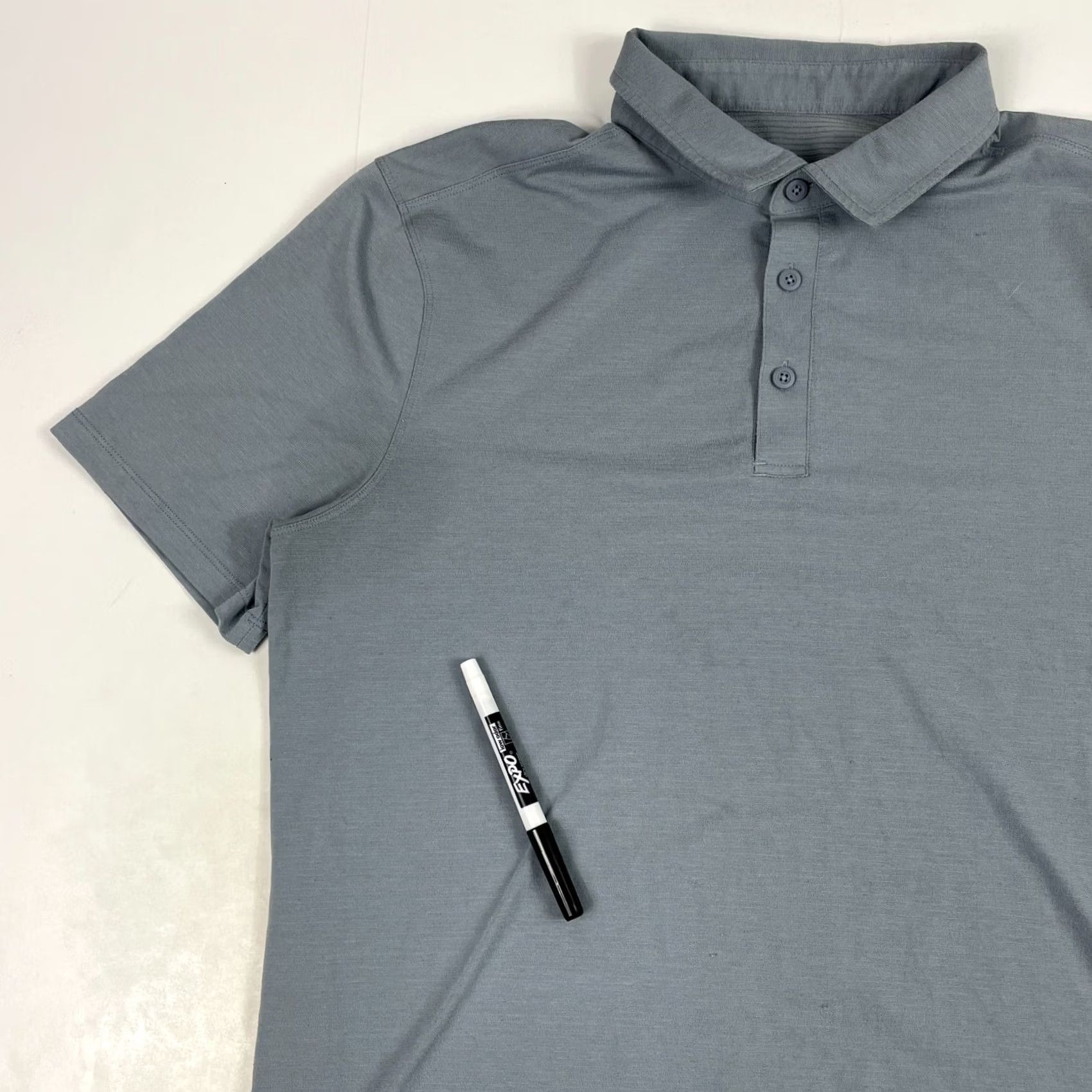 Lululemon Lululemon Polo Shirt - Mens Large Blue Evolution Tech Short Sleeve Stretch Golfer Size US L / EU 52-54 / 3 - 2 Thumbnail