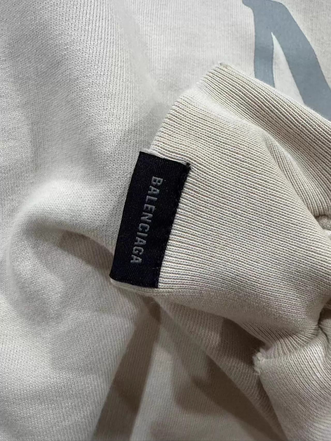 Balenciaga Balenciaga Unworn Hoodie Size US S / EU 44-46 / 1 - 5 Thumbnail
