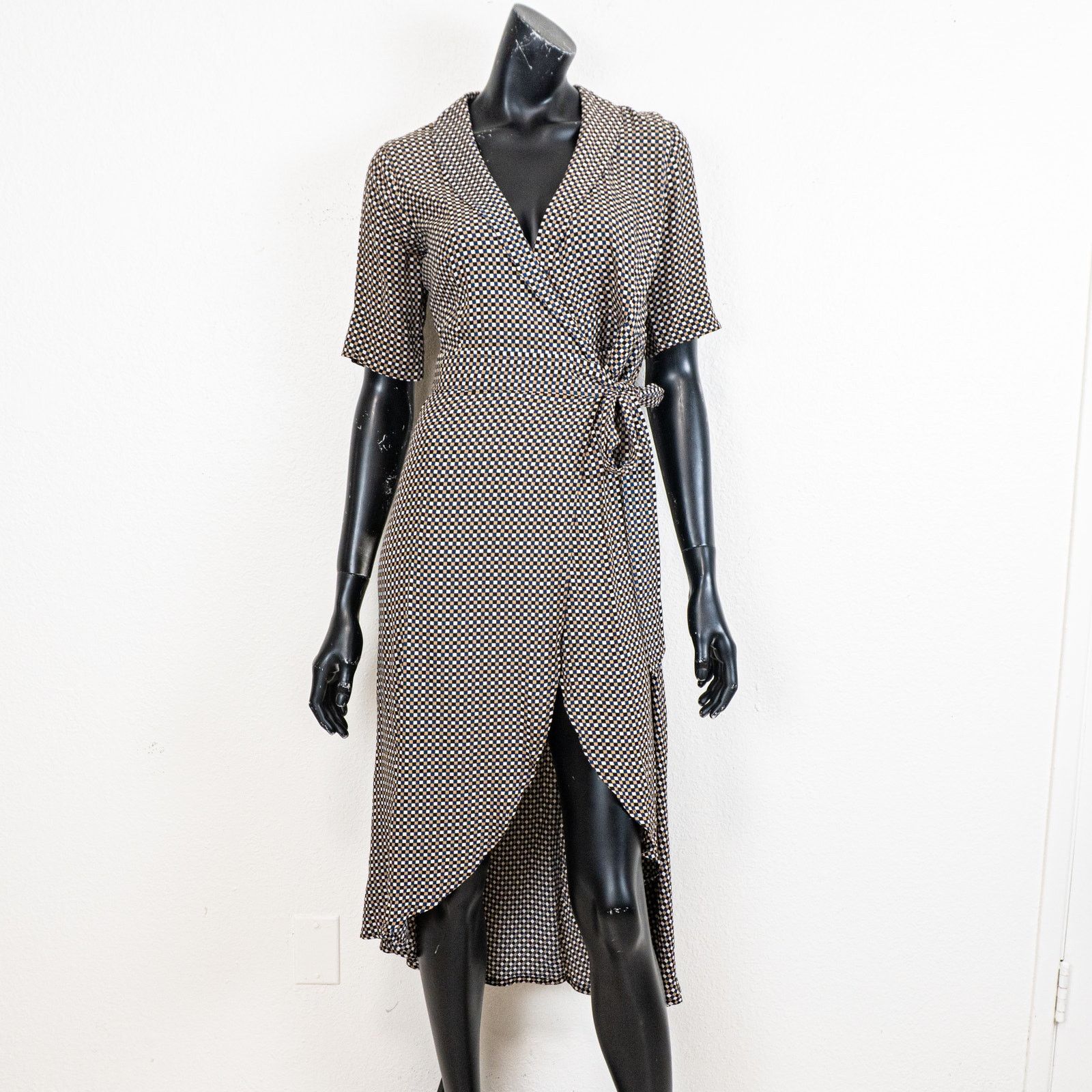 Ganni Ganni Printed Crepe Wrap Dress Grey Multi check size 34 Size XS / US 0-2 / IT 36-38 - 2 Thumbnail