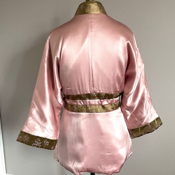 Other Asian-Inspired Pink Quilted Wrap Short Silk Robe - M/L Size ONE SIZE - 9 Thumbnail