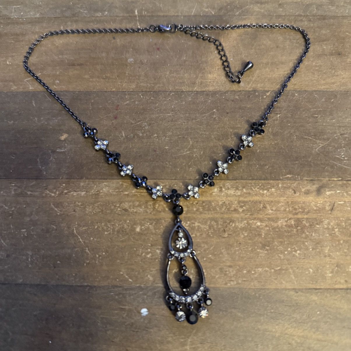 Other Gunmetal rhinestone flower chandelier pendant necklace Size ONE SIZE - 2 Thumbnail