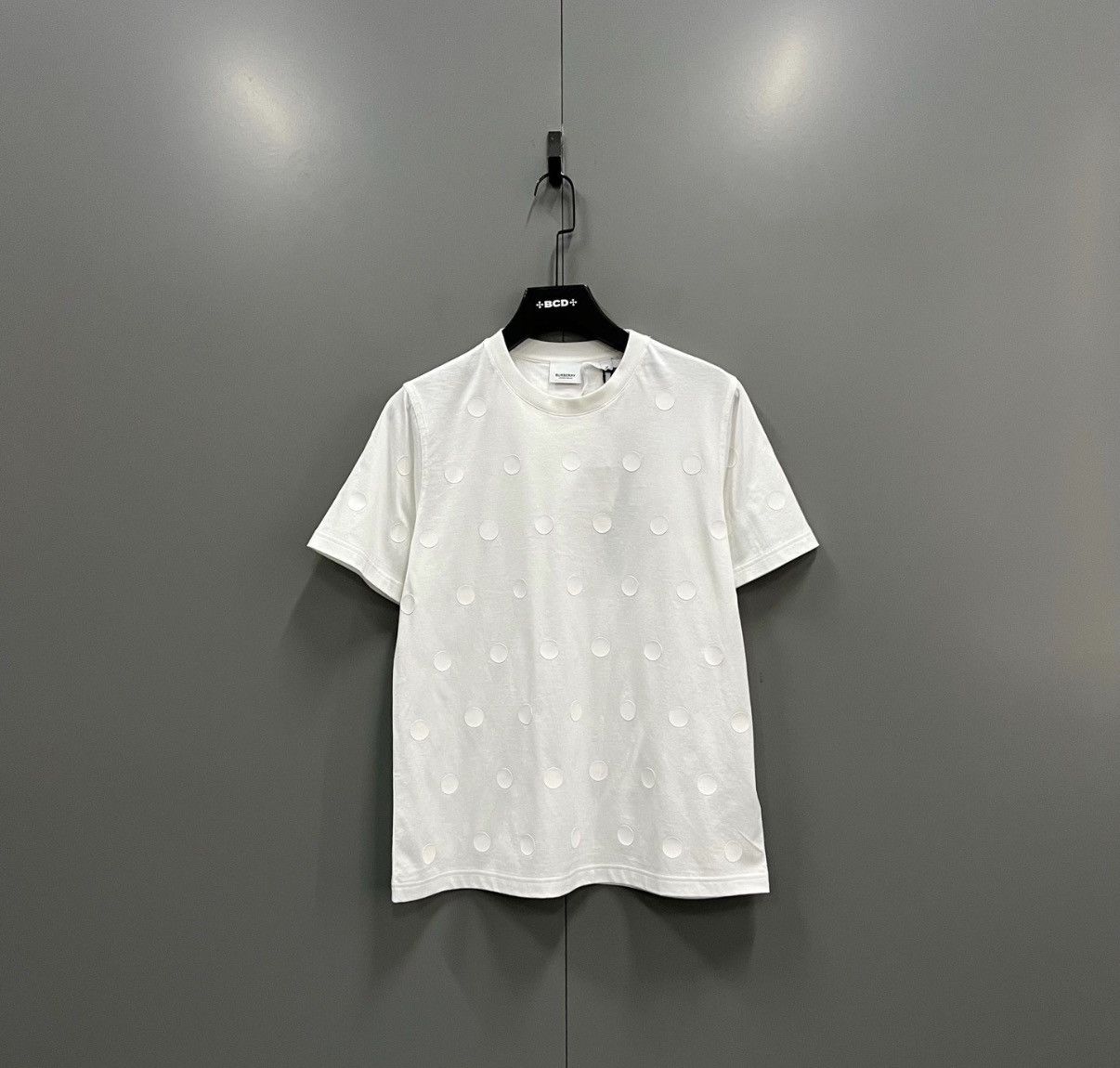 Burberry Burberry Rubber Printed Polka Dot Short-Sleeve T-shirt J41 Size M / US 6-8 / IT 42-44 - 1 Thumbnail