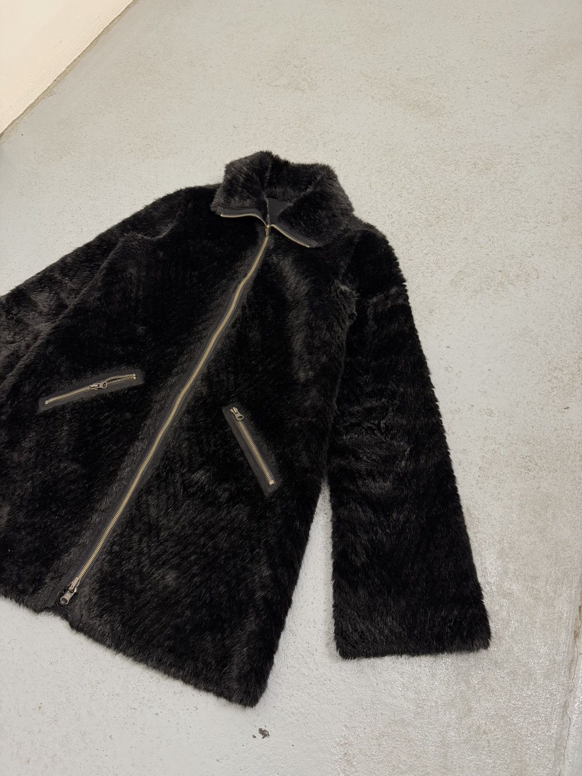 Armani Armani Jeans Fur /Suede Reversible Coat Size L / US 10 / IT 46 - 5 Thumbnail