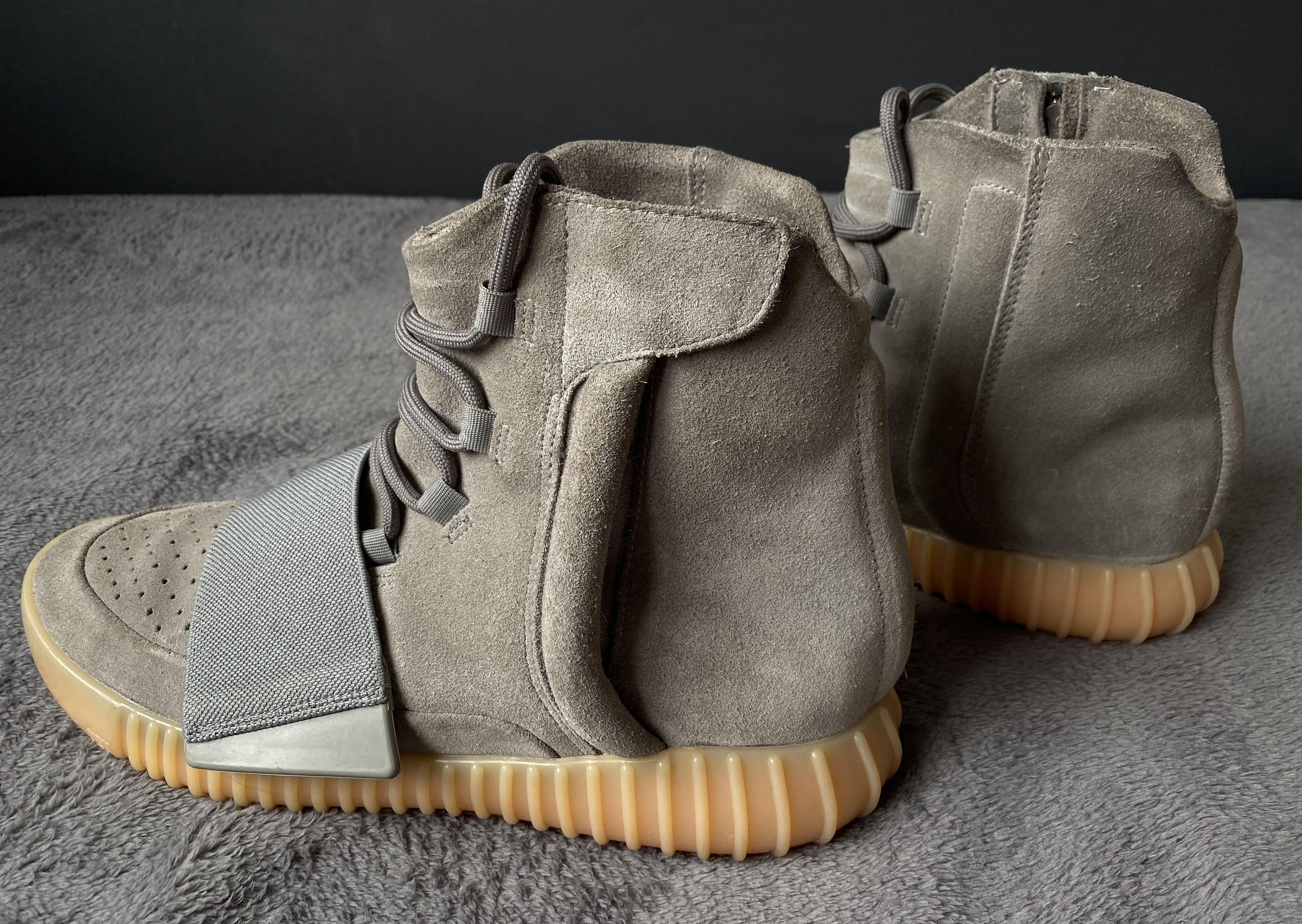 Kanye West Yeezy Boost 750 Light Grey Glow In the Dark mens size 8.5 US Size US 8.5 / EU 41-42 - 2 Thumbnail
