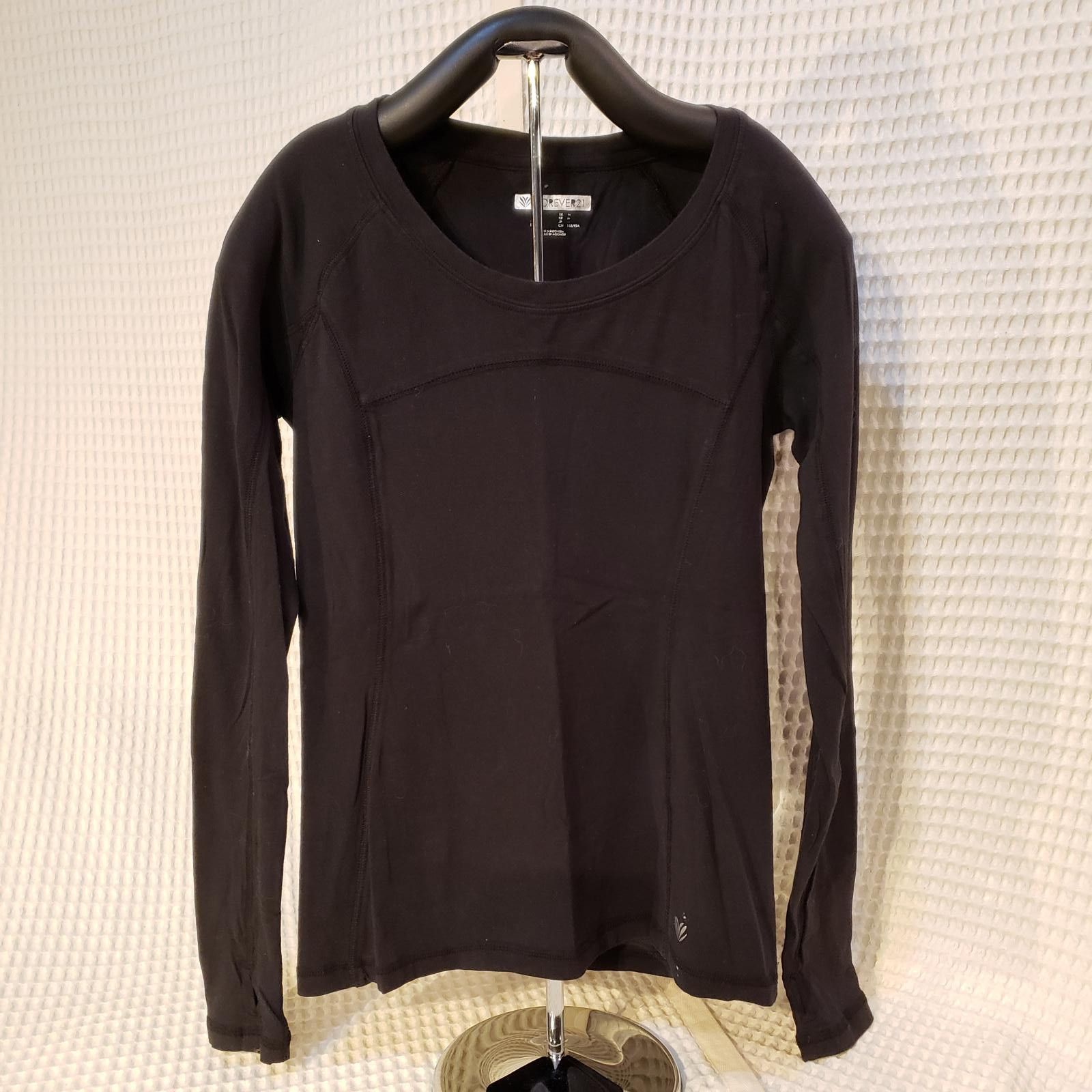 Forever 21 Forever 21 Black Long Sleeve Women's Top, Size M Size M / US 6-8 / IT 42-44 - 1 Thumbnail