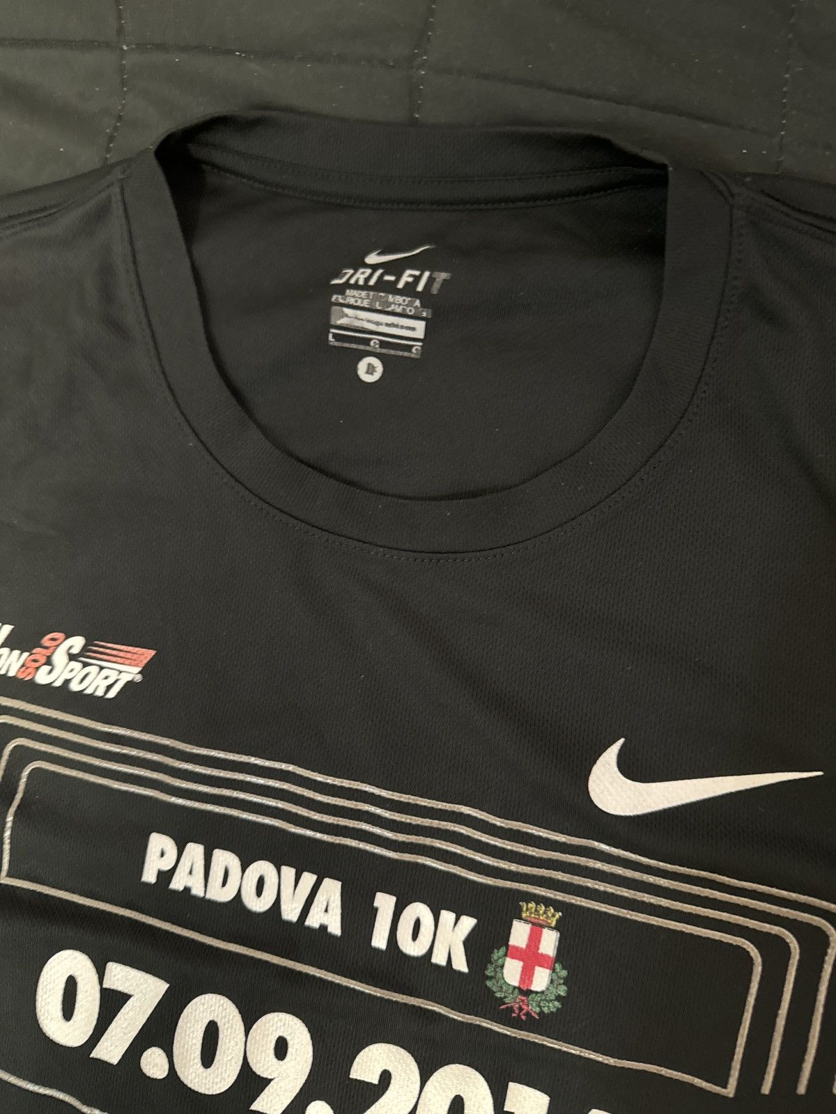Nike Nike Dri Fit Size US L / EU 52-54 / 3 - 4 Thumbnail
