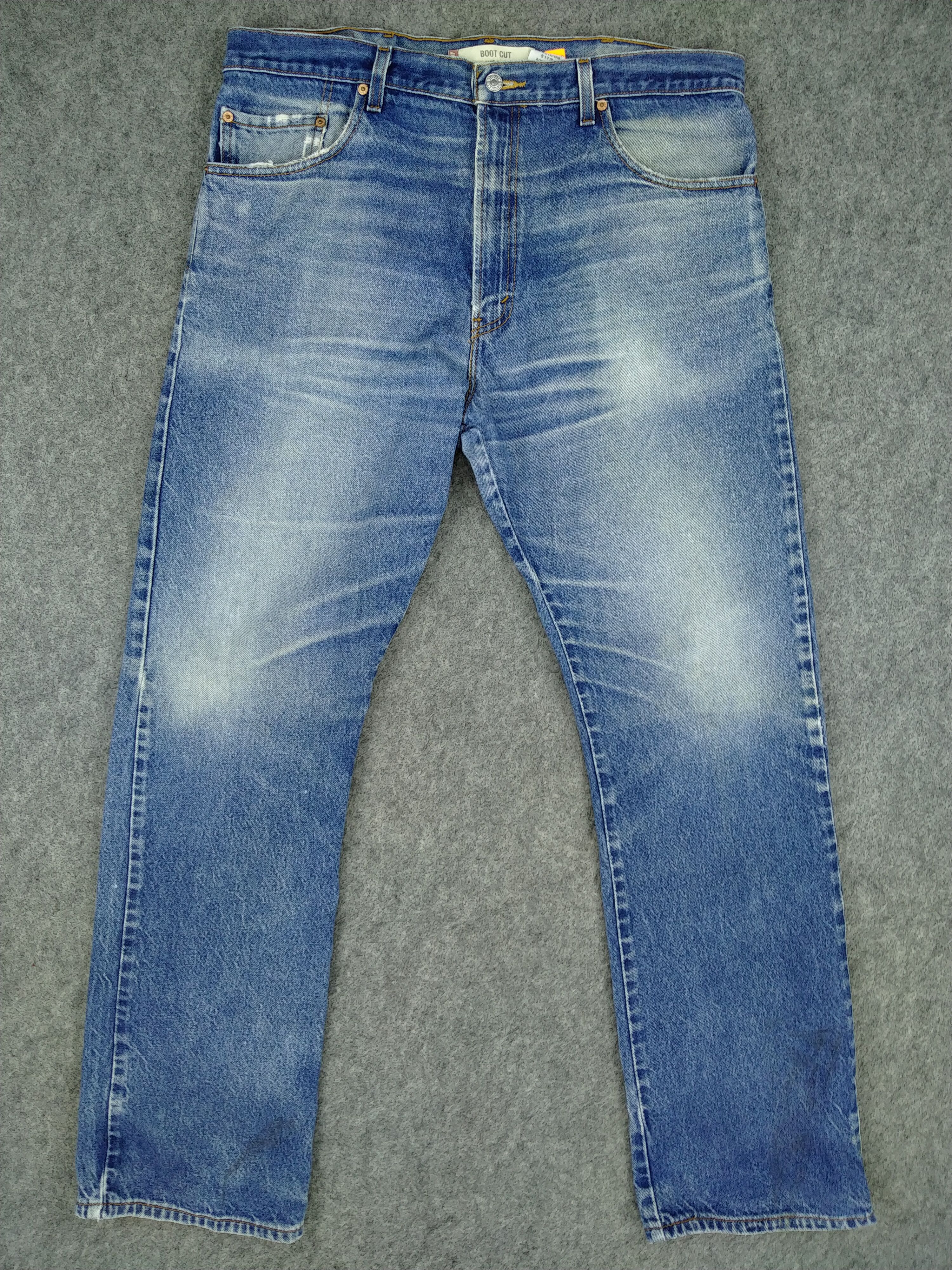 Levi's
